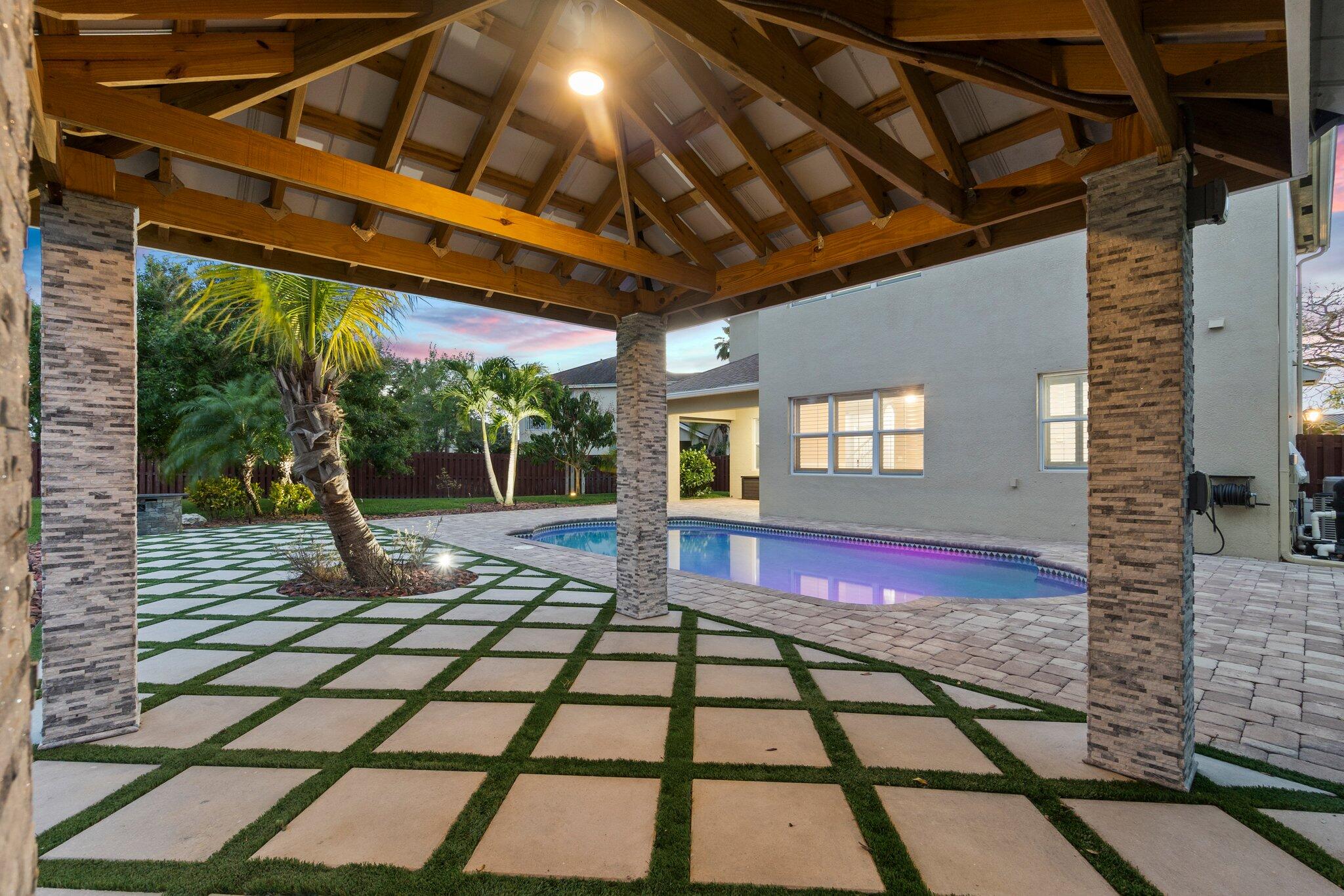 9931 E Verona Circle