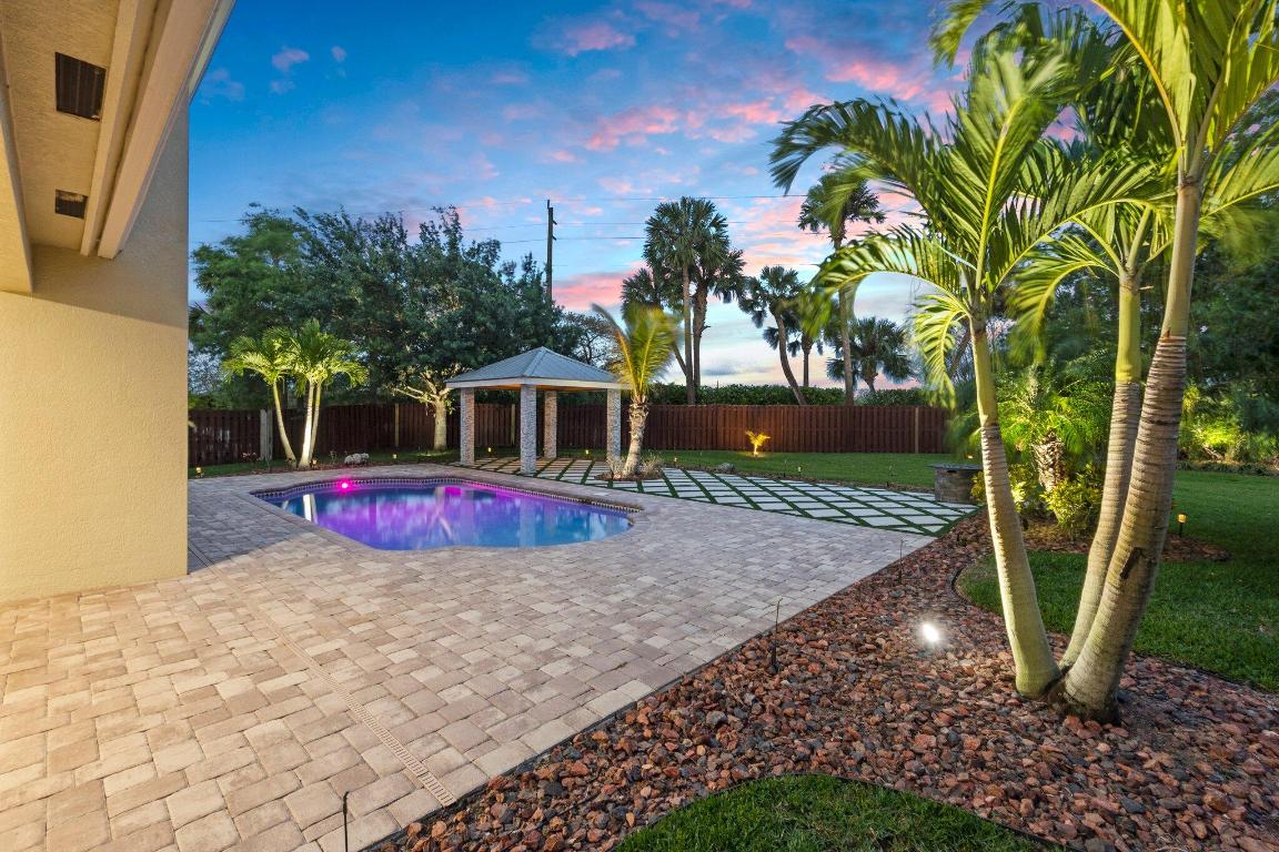 9931 E Verona Circle