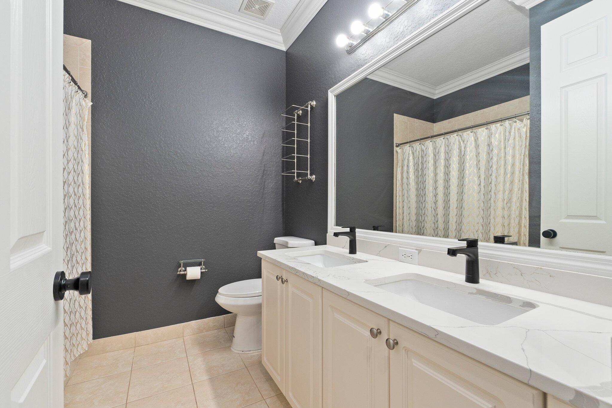 9931 E Verona Circle