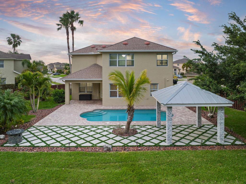 9931 E Verona Circle