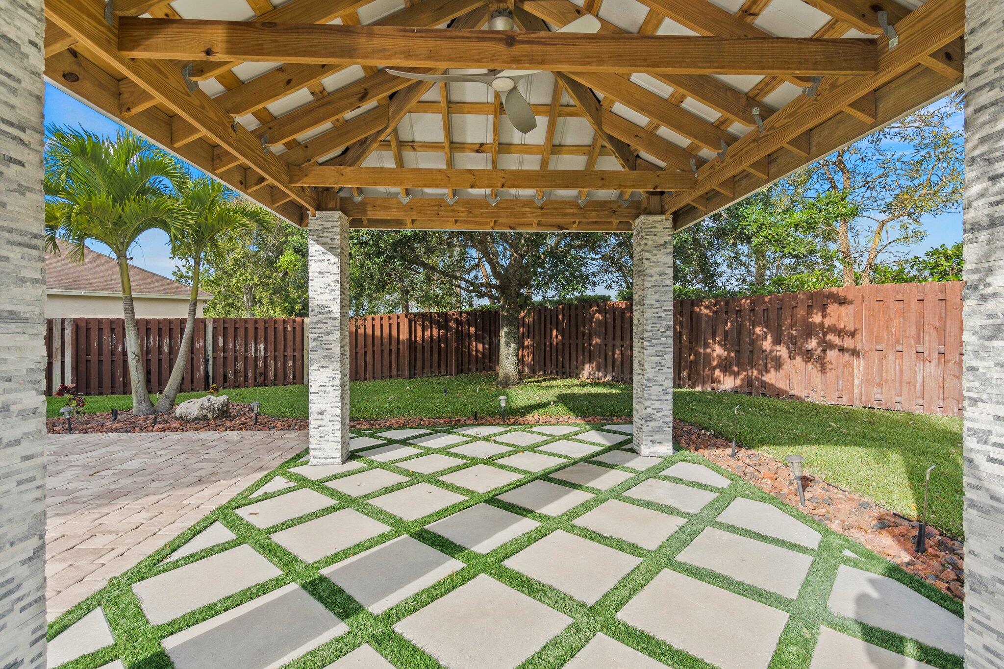 9931 E Verona Circle