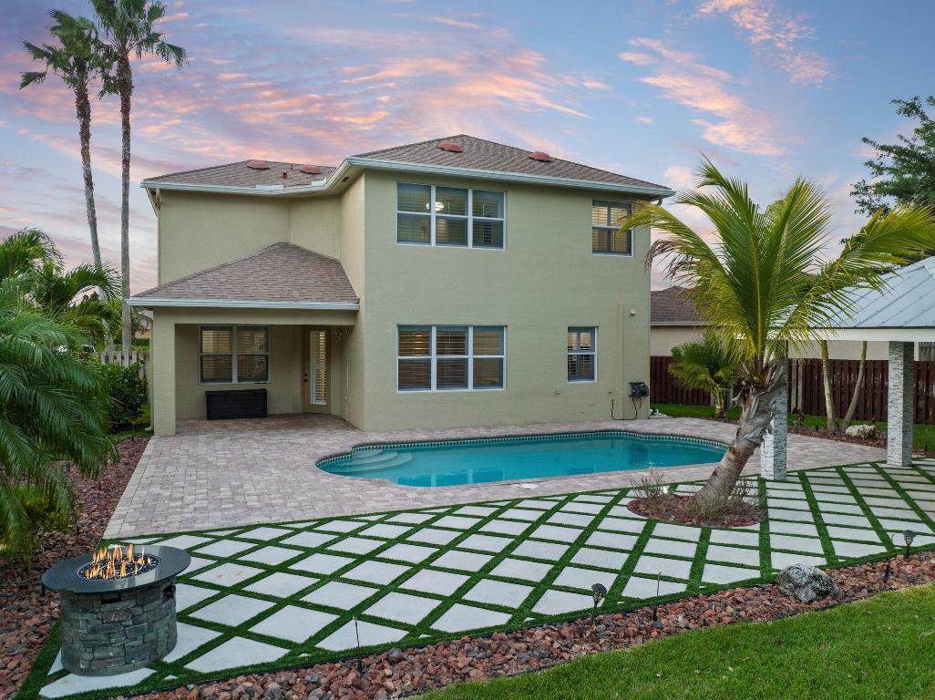 9931 E Verona Circle