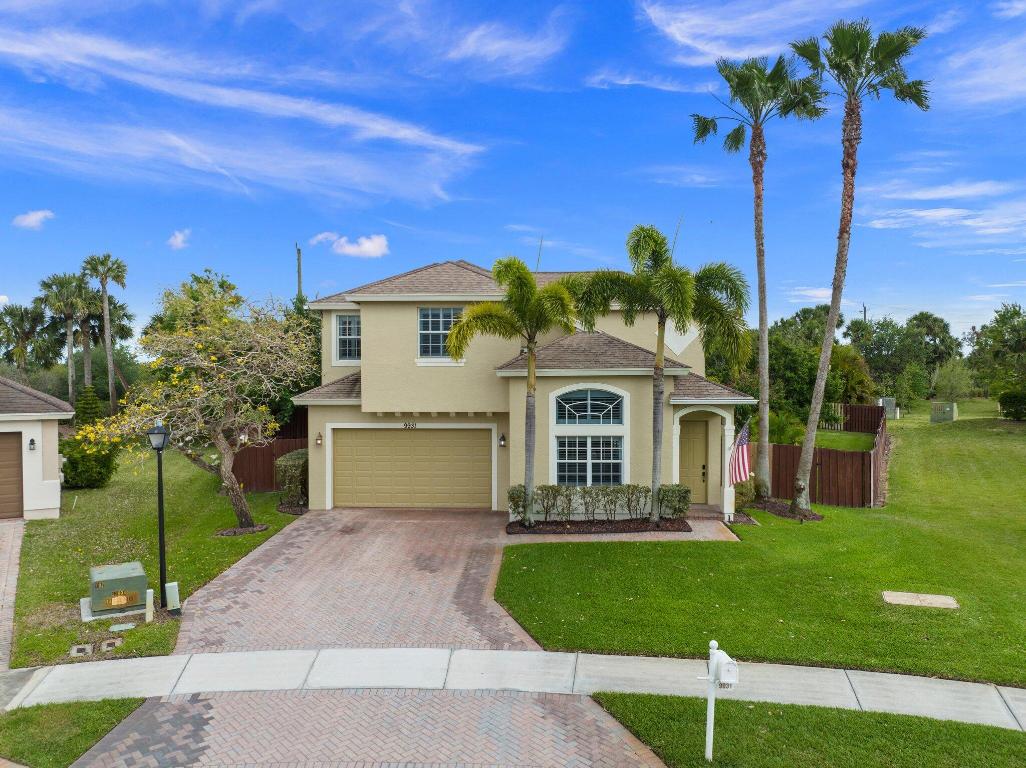 9931 E Verona Circle