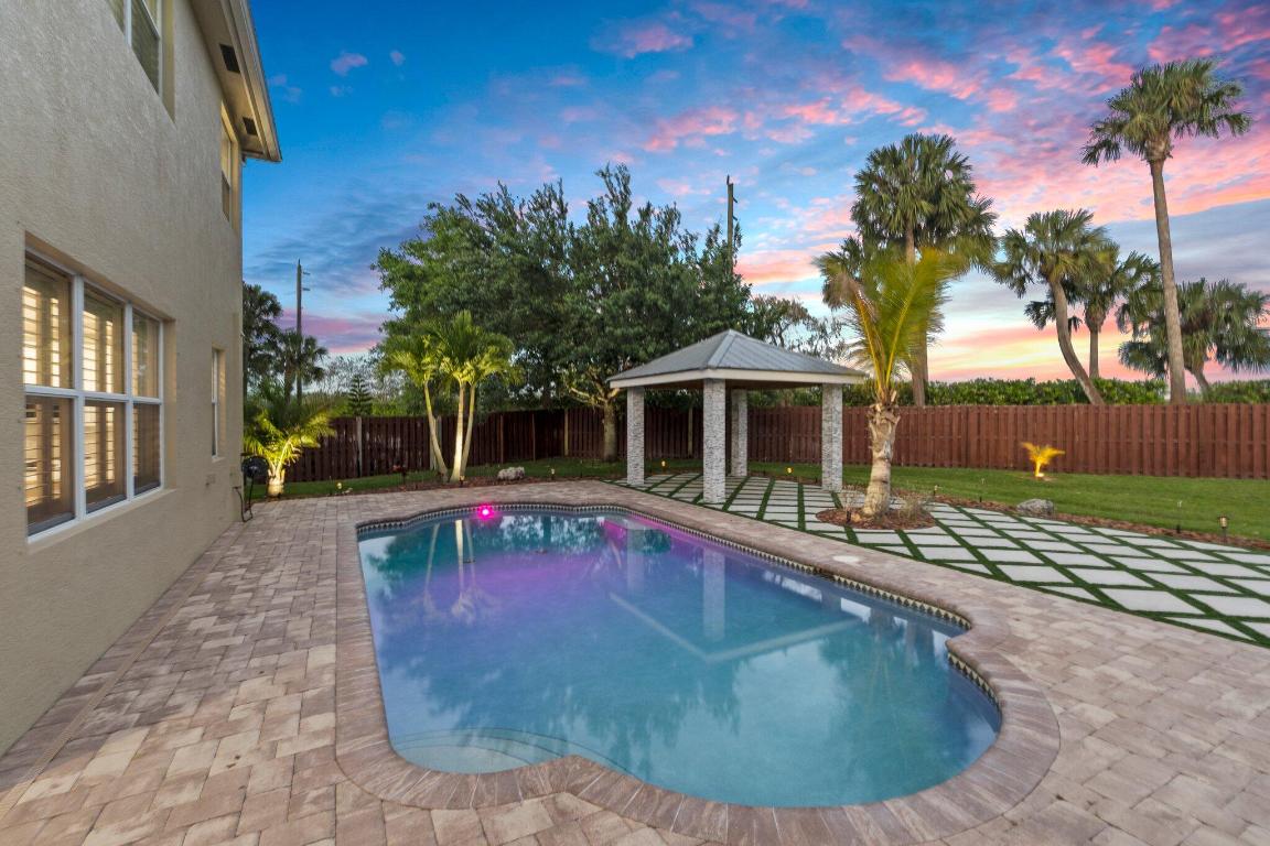 9931 E Verona Circle