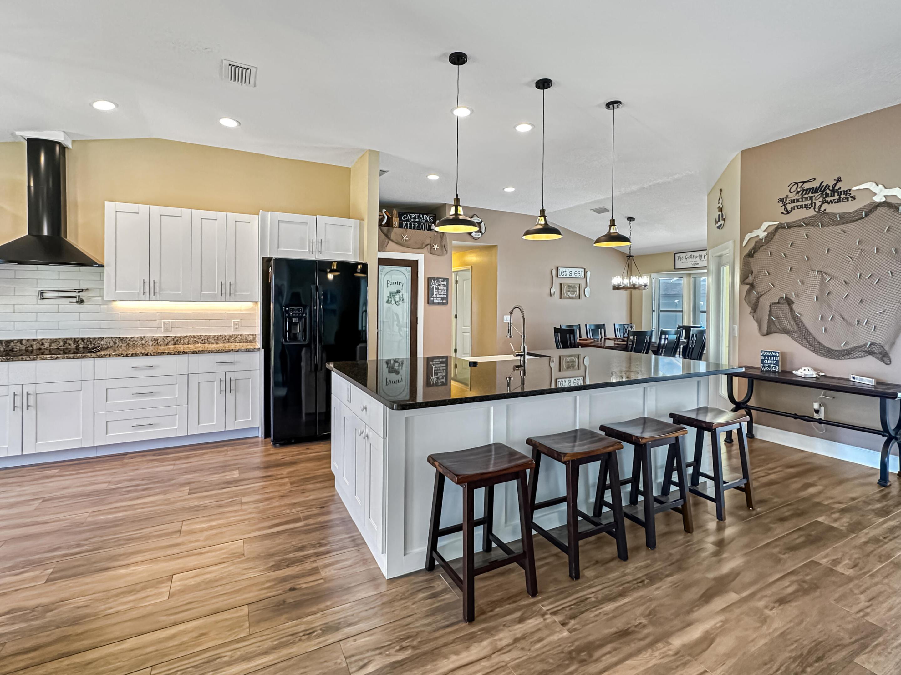 5306 Echo Pines Circle W