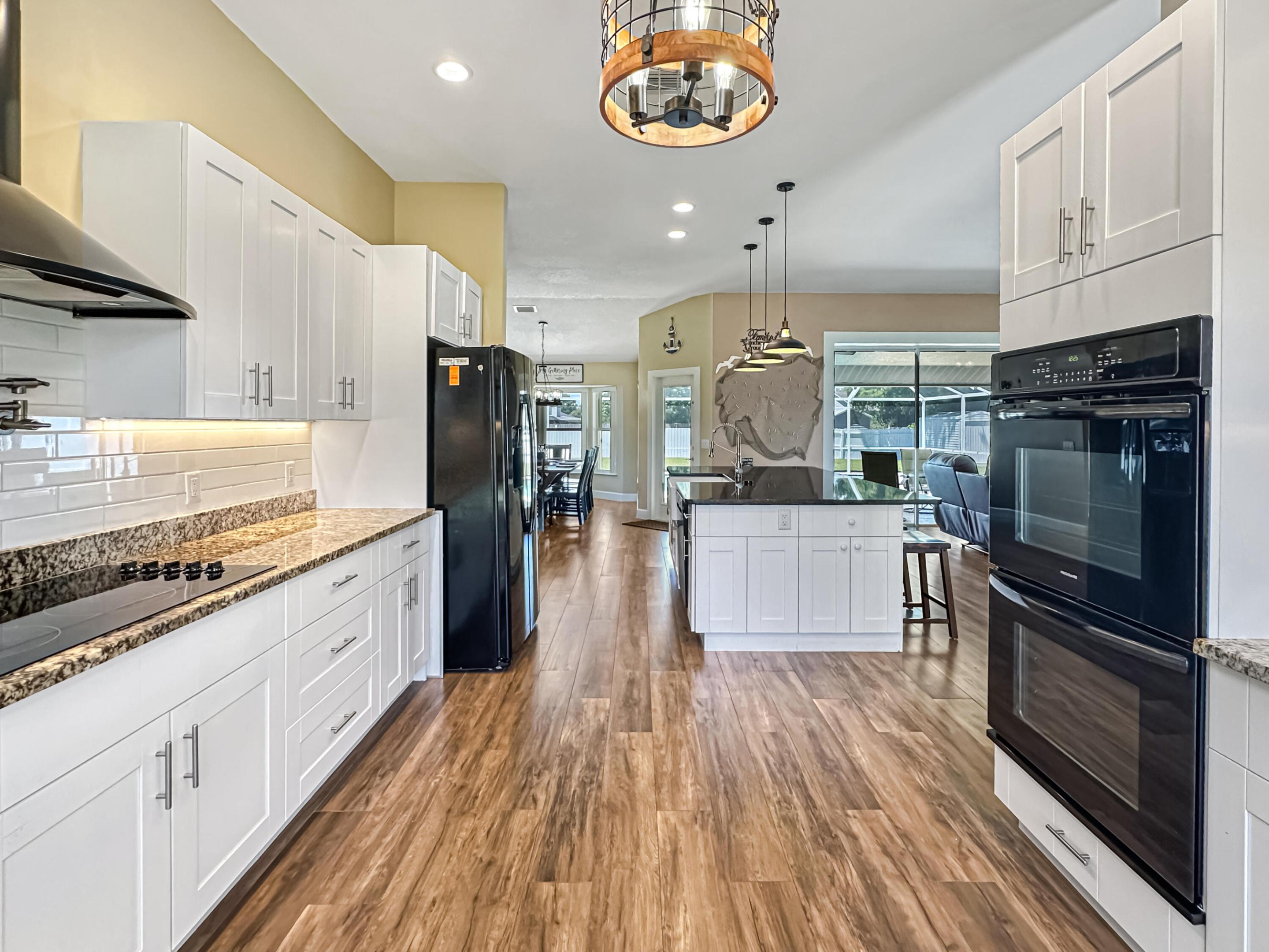 5306 Echo Pines Circle W