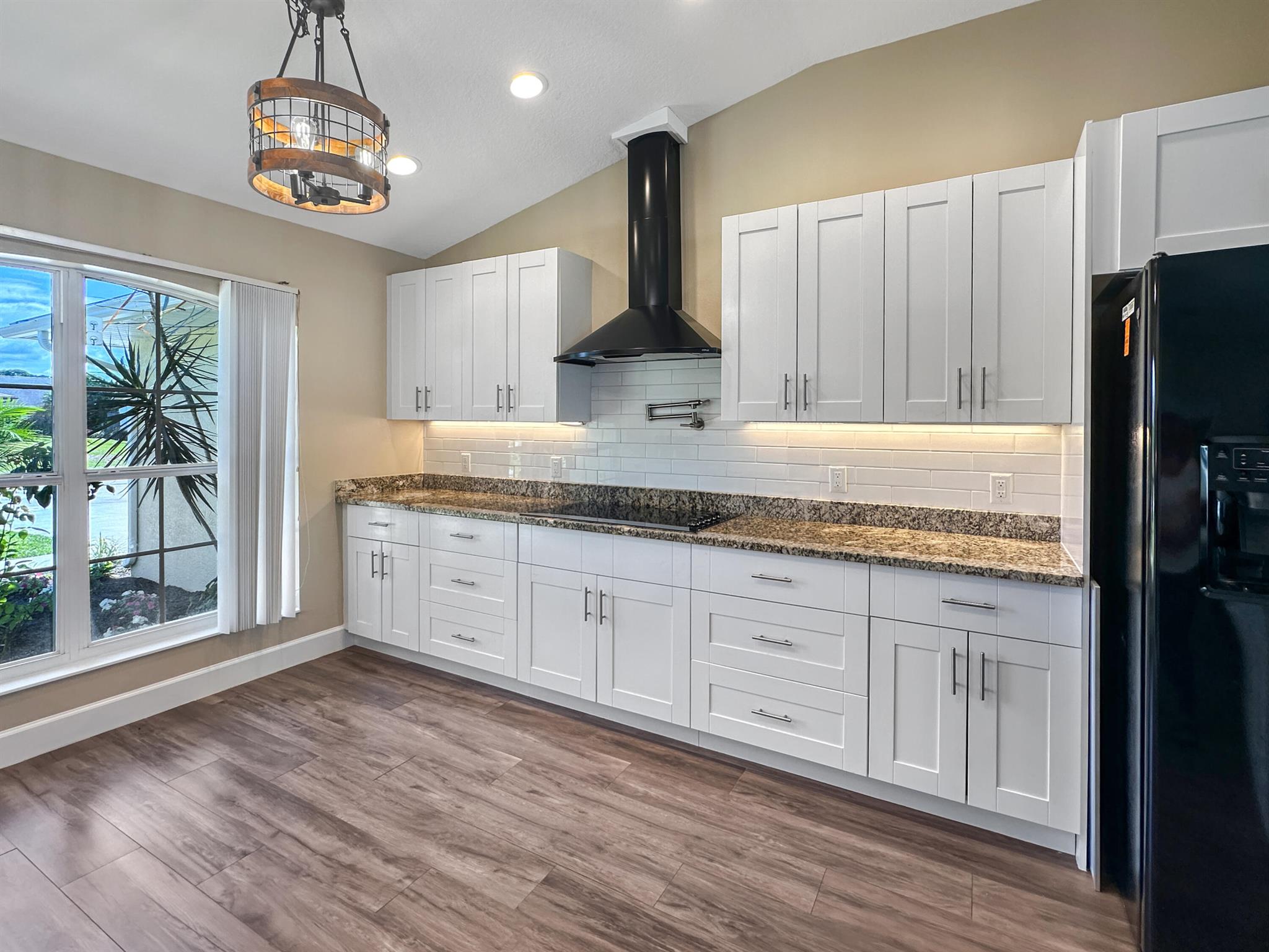 5306 Echo Pines Circle W