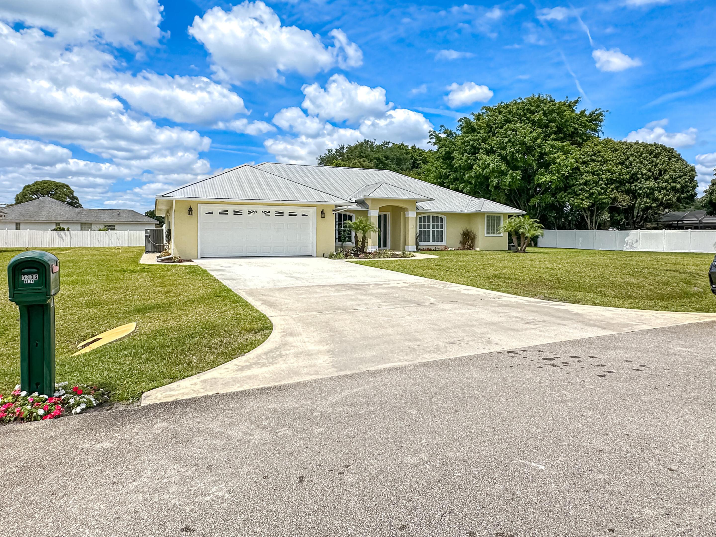 5306 Echo Pines Circle W