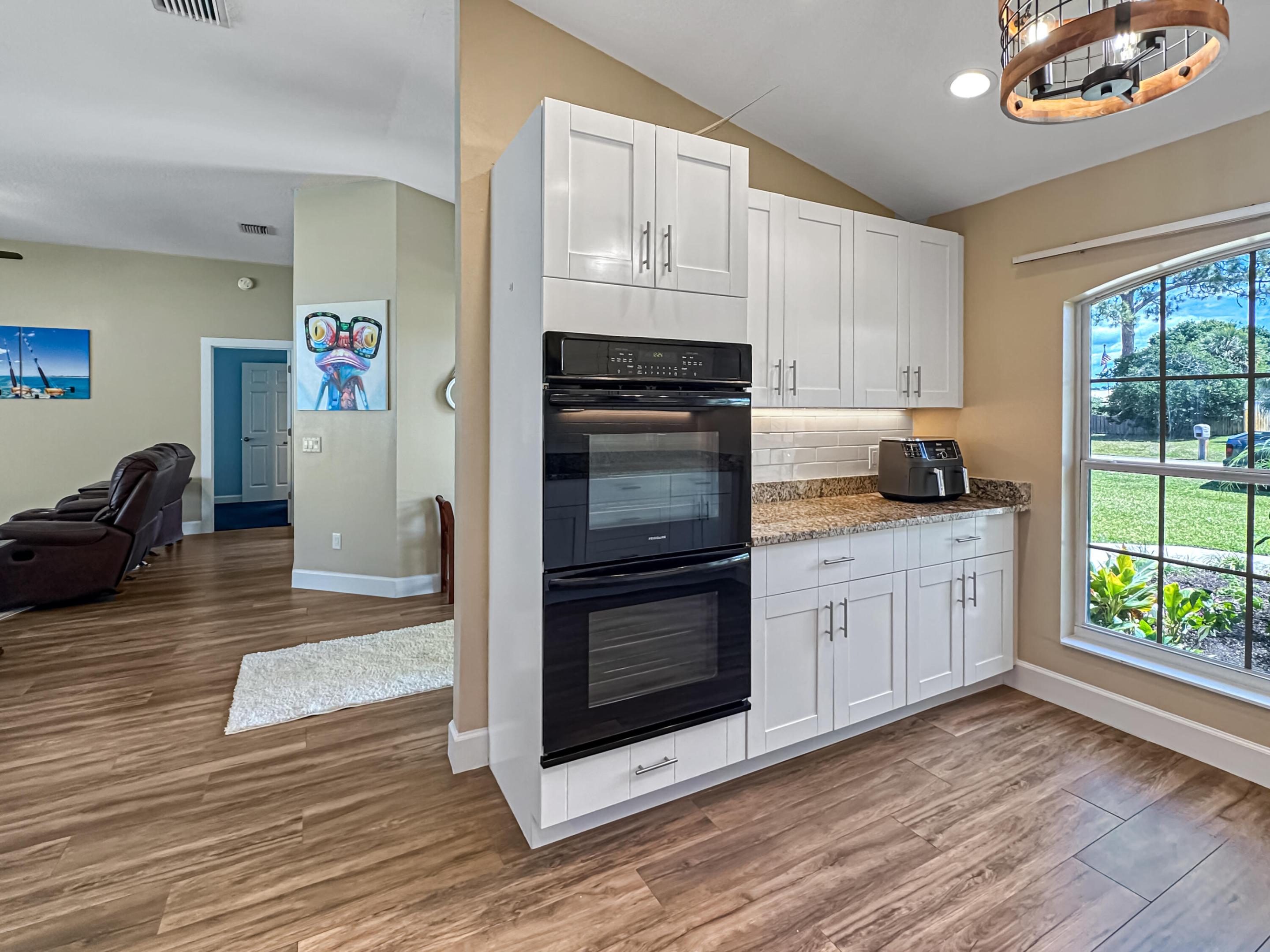 5306 Echo Pines Circle W