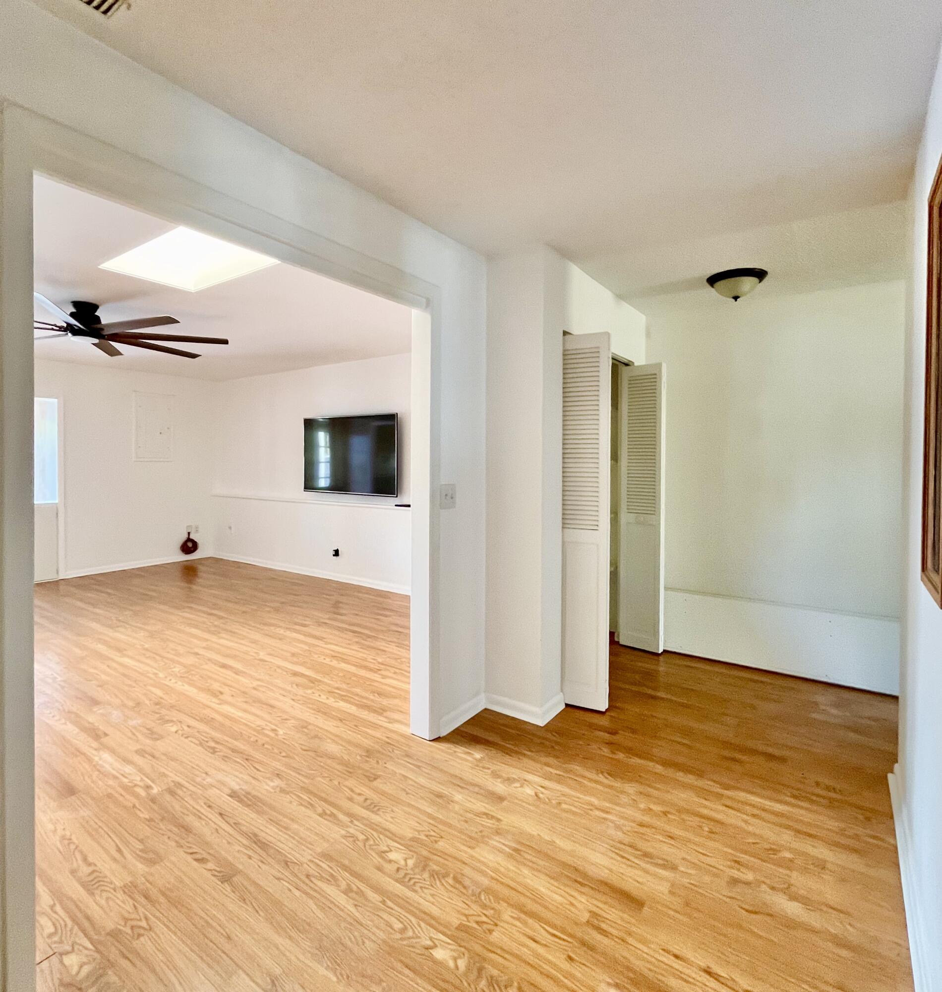 1933 Robalo Drive