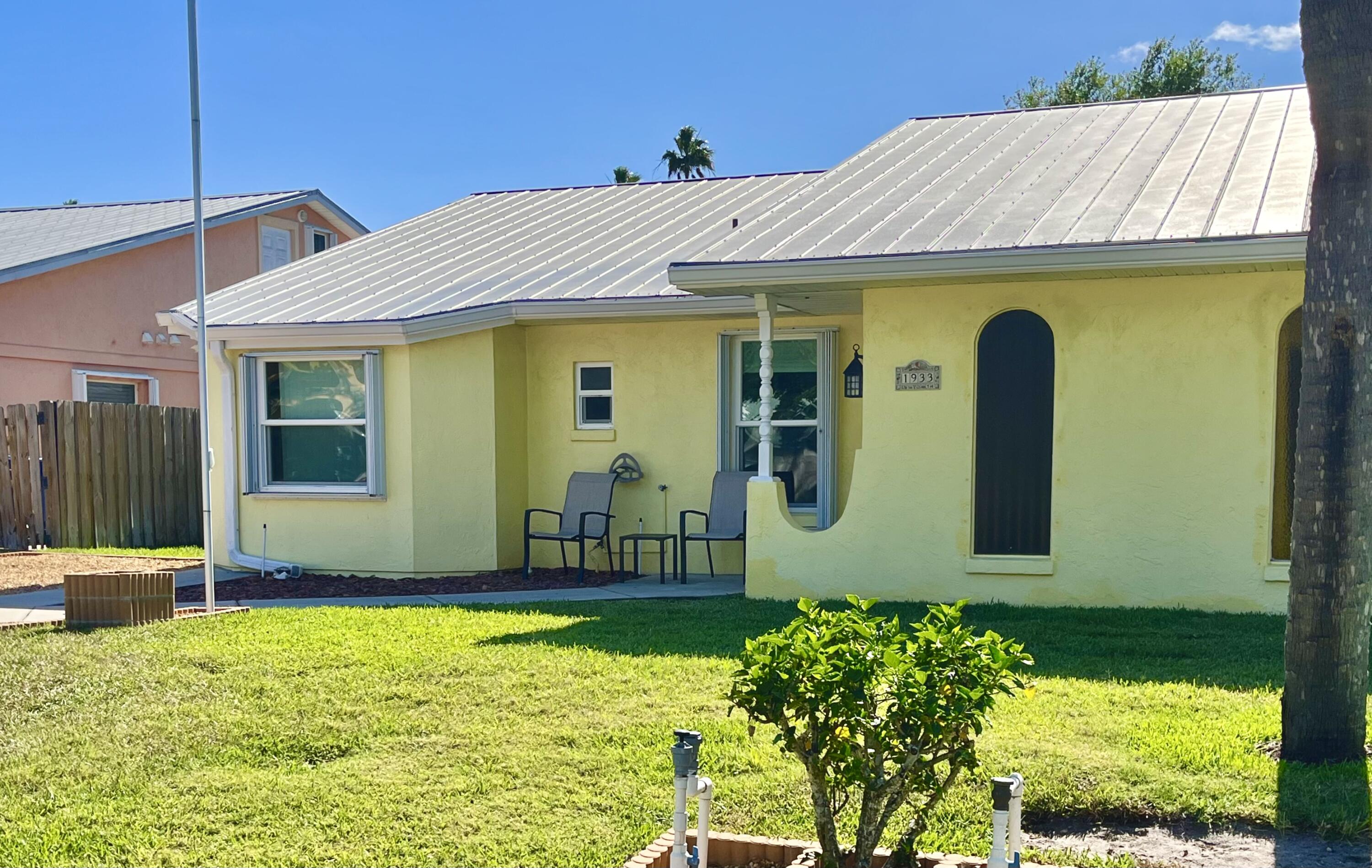 1933 Robalo Drive