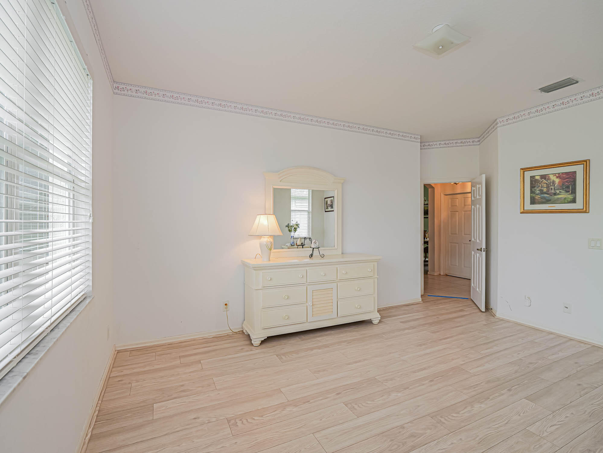 5580 W 1st Square SW