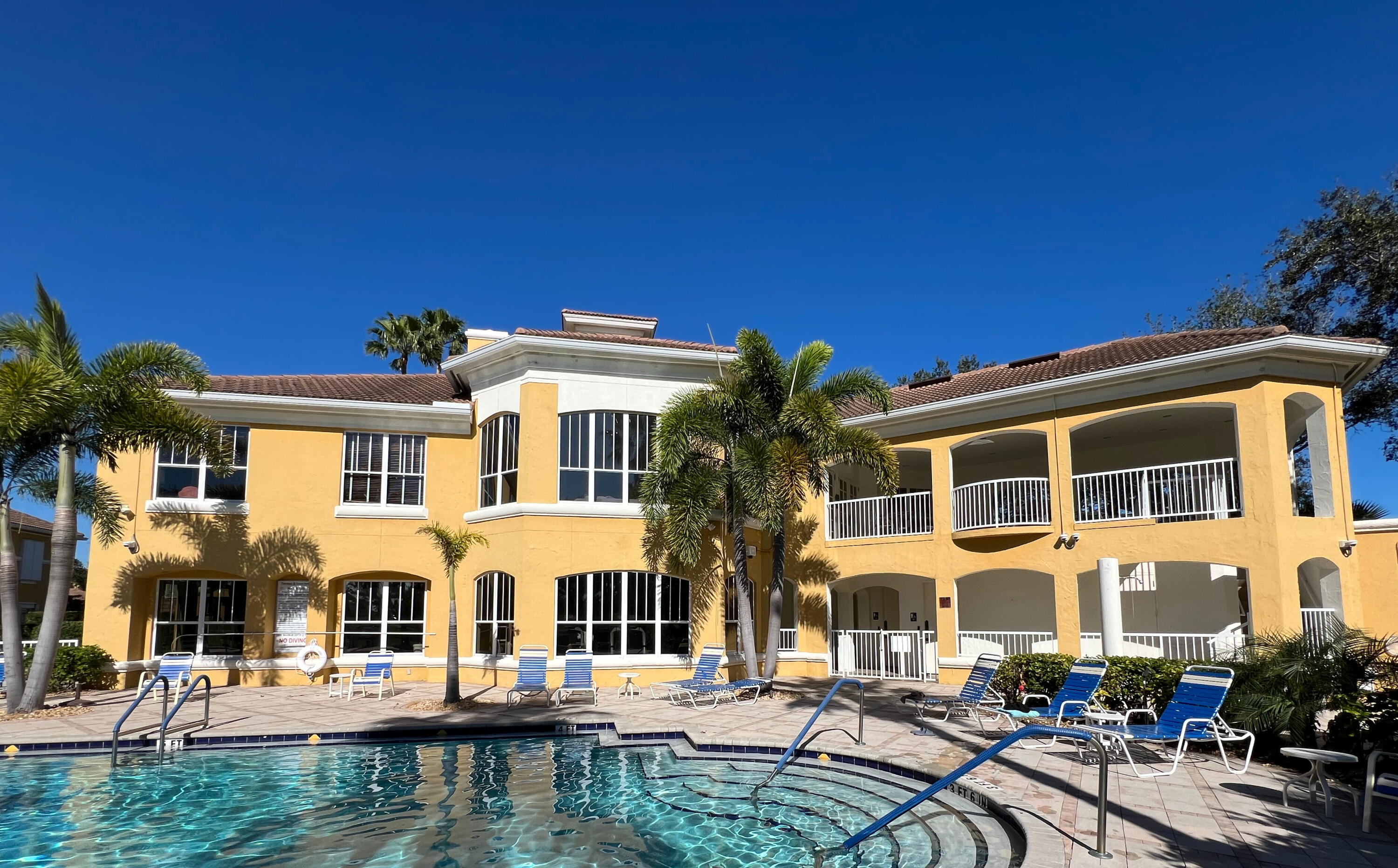 5060 Fairways Circle F312, Vero Beach Unit: F312