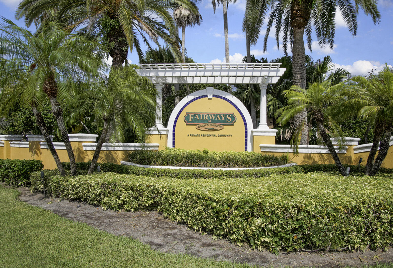 5060 Fairways Circle F312, Vero Beach Unit: F312