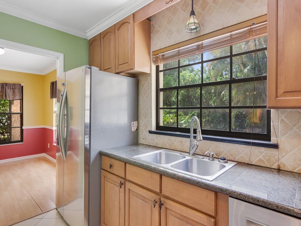 4210 14th Street