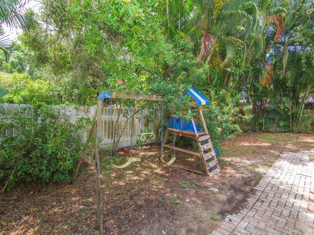 4210 14th Street