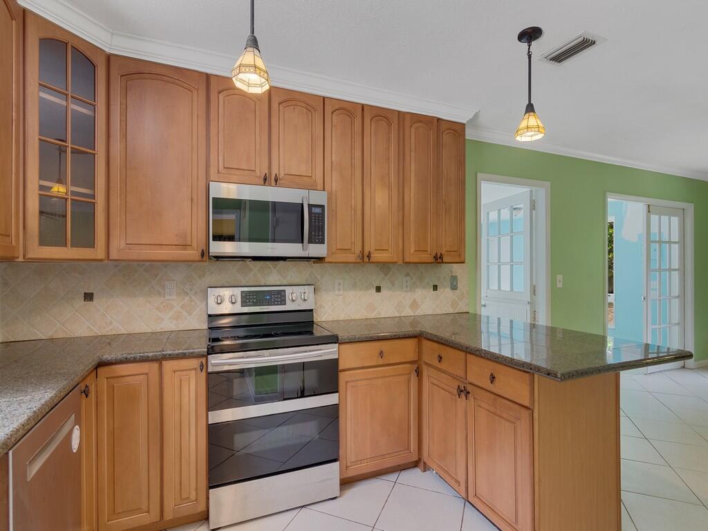 4210 14th Street
