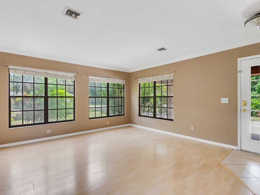 4210 14th Street