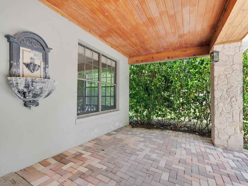 4210 14th Street