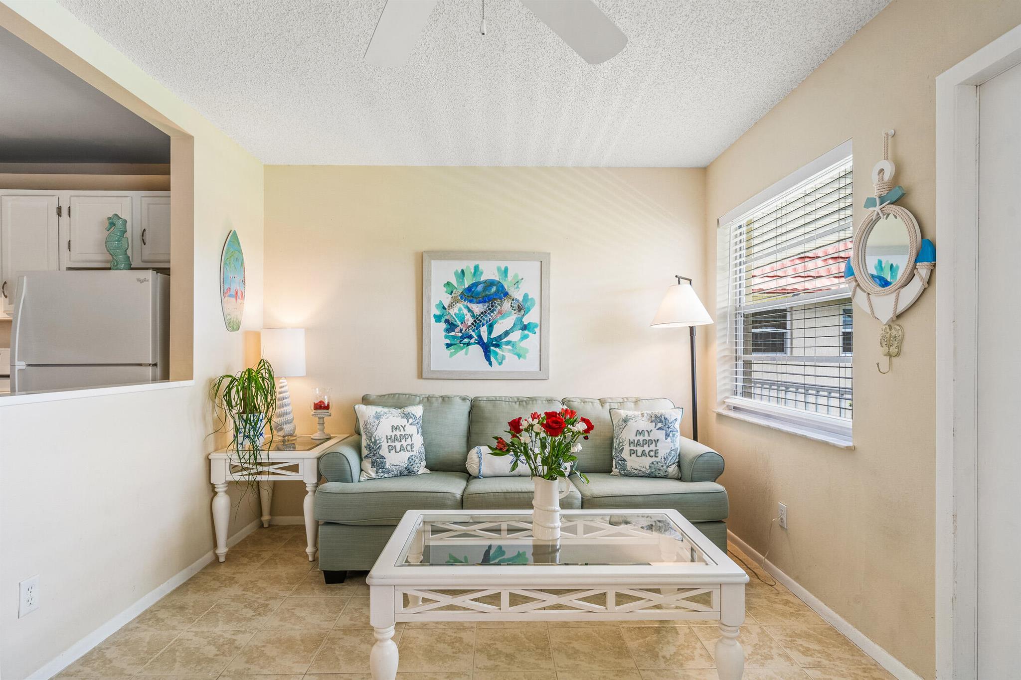 72 Royal Oak Drive 204