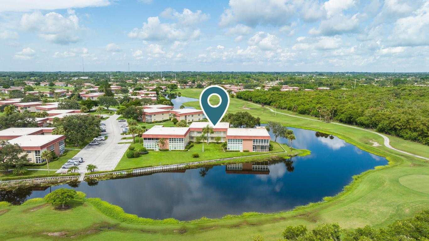 72 Royal Oak Drive 204