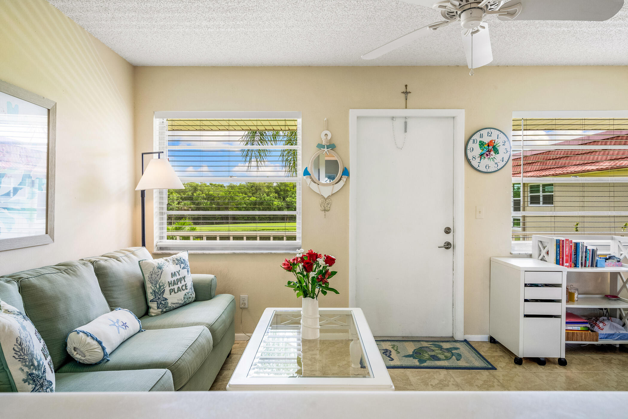 72 Royal Oak Drive 204