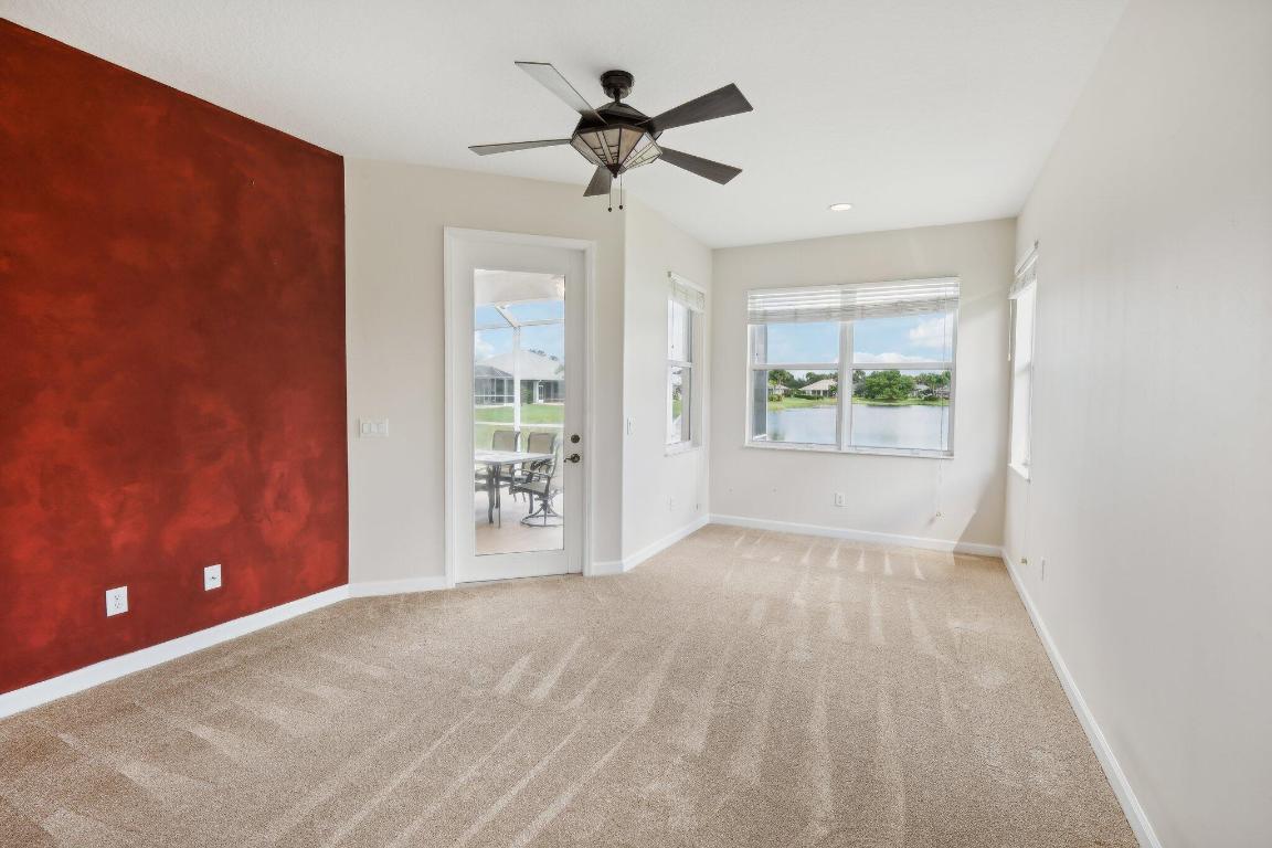 5450 E 1st Square SW