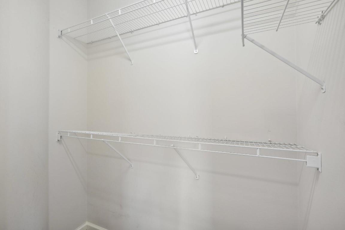 5450 E 1st Square SW