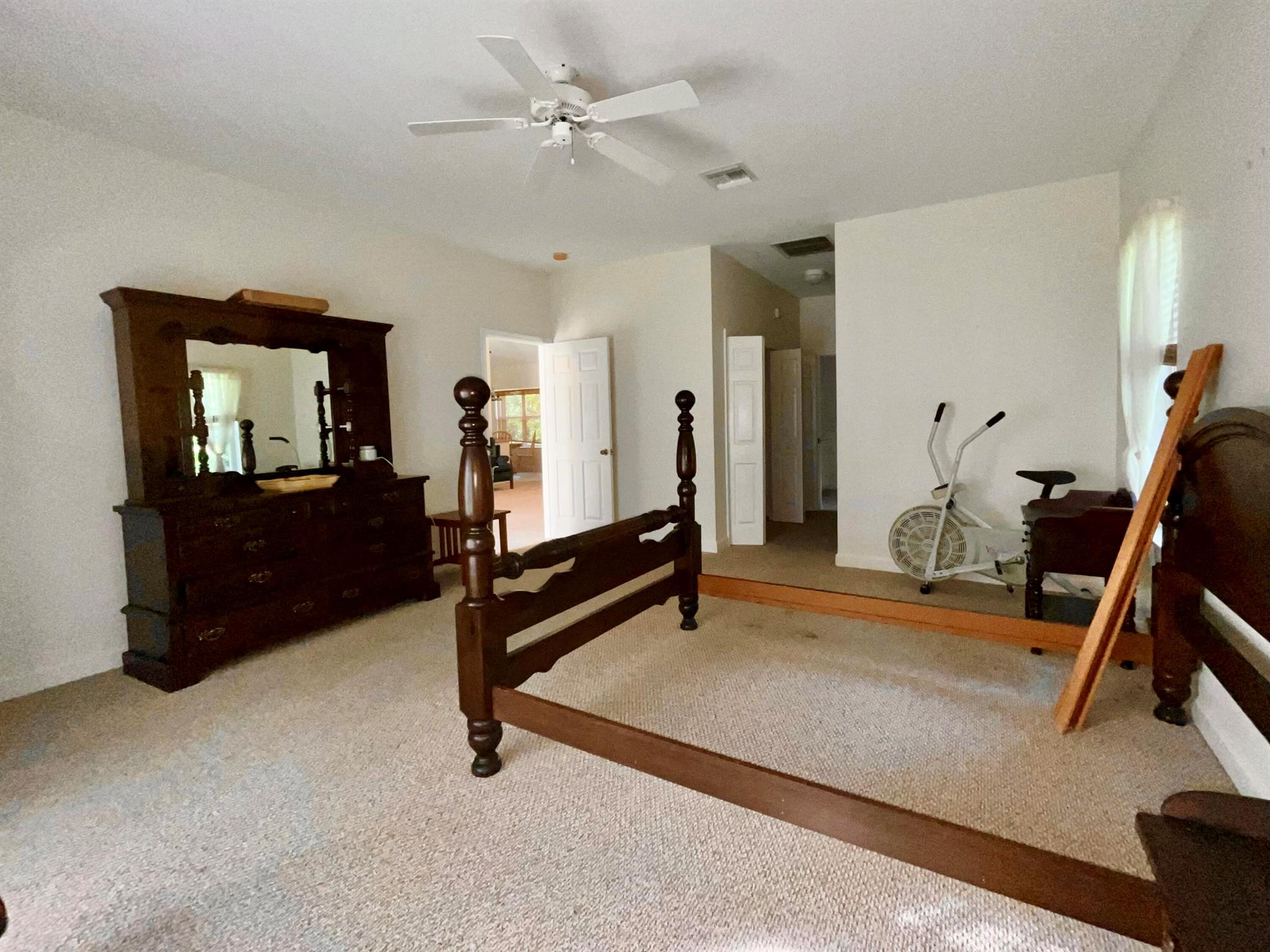 850 41st Court