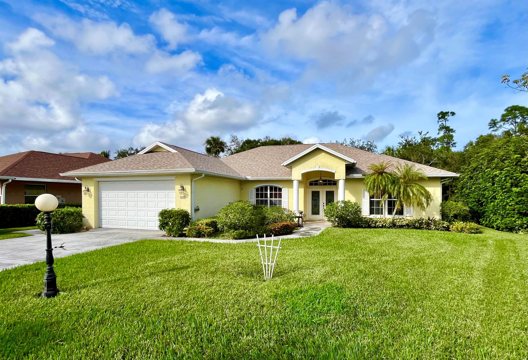 850 41st Court