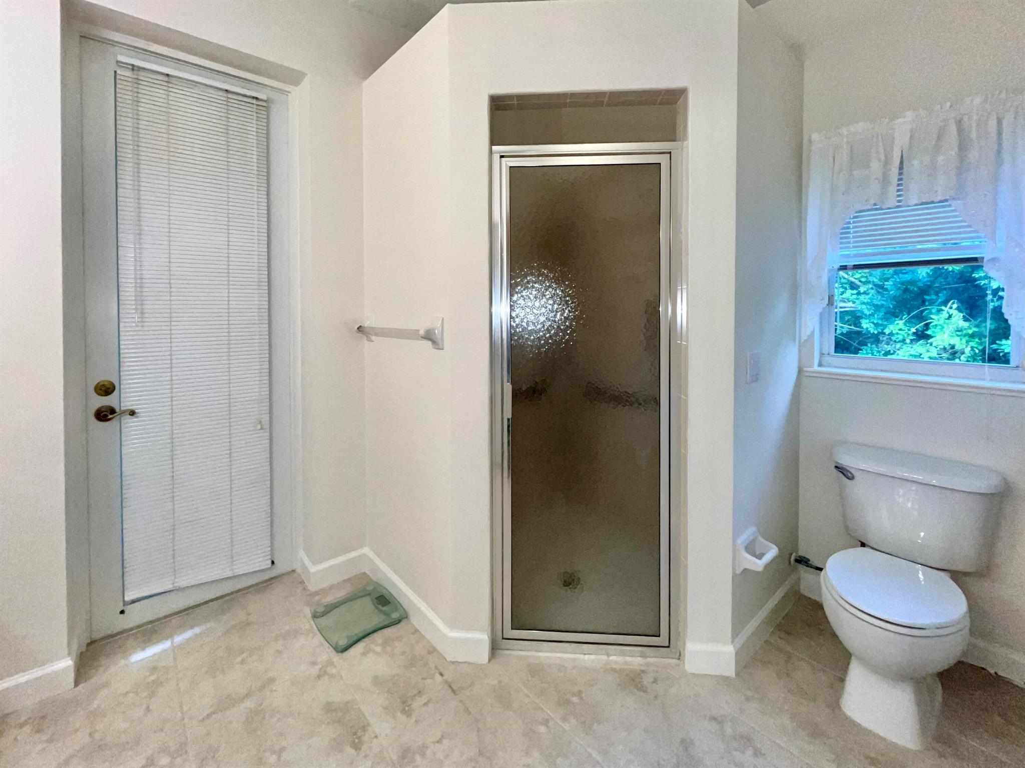 850 41st Court