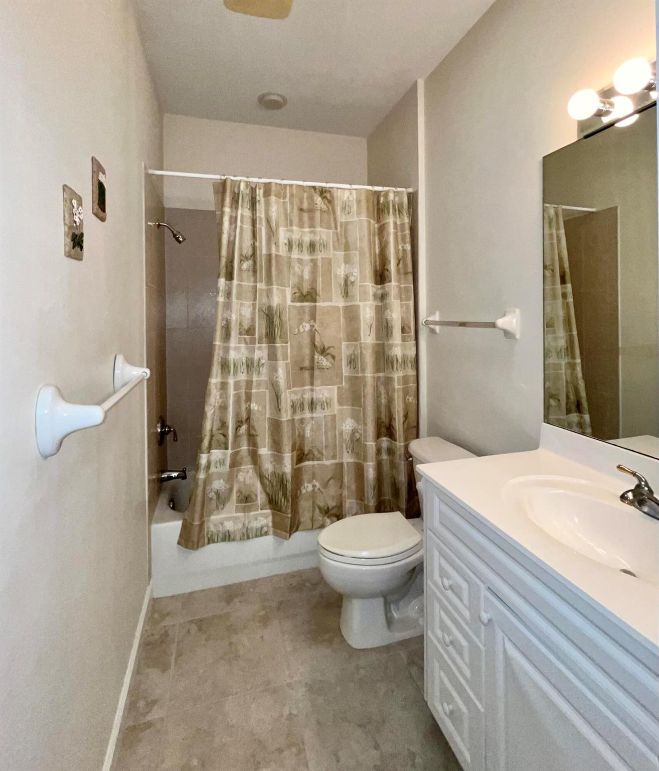 850 41st Court