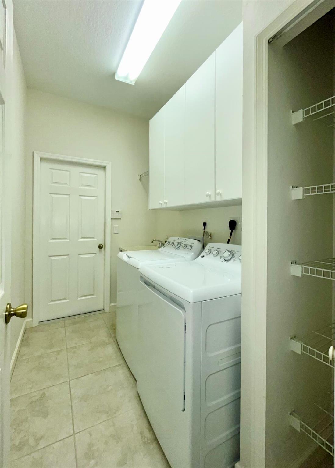 850 41st Court