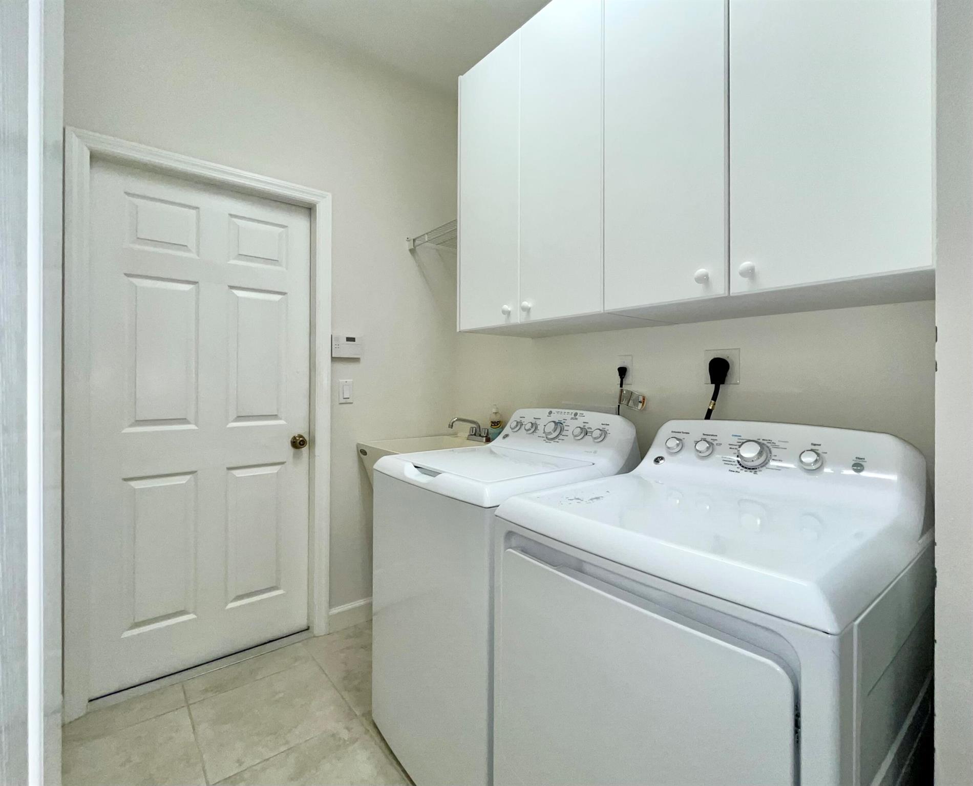 850 41st Court