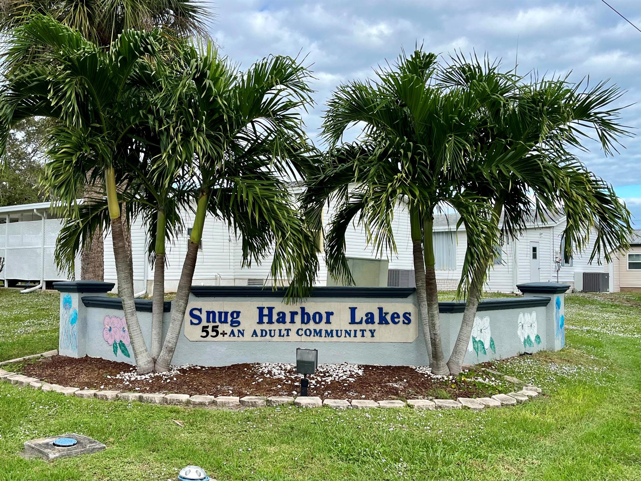 7556 Niantic Avenue W5