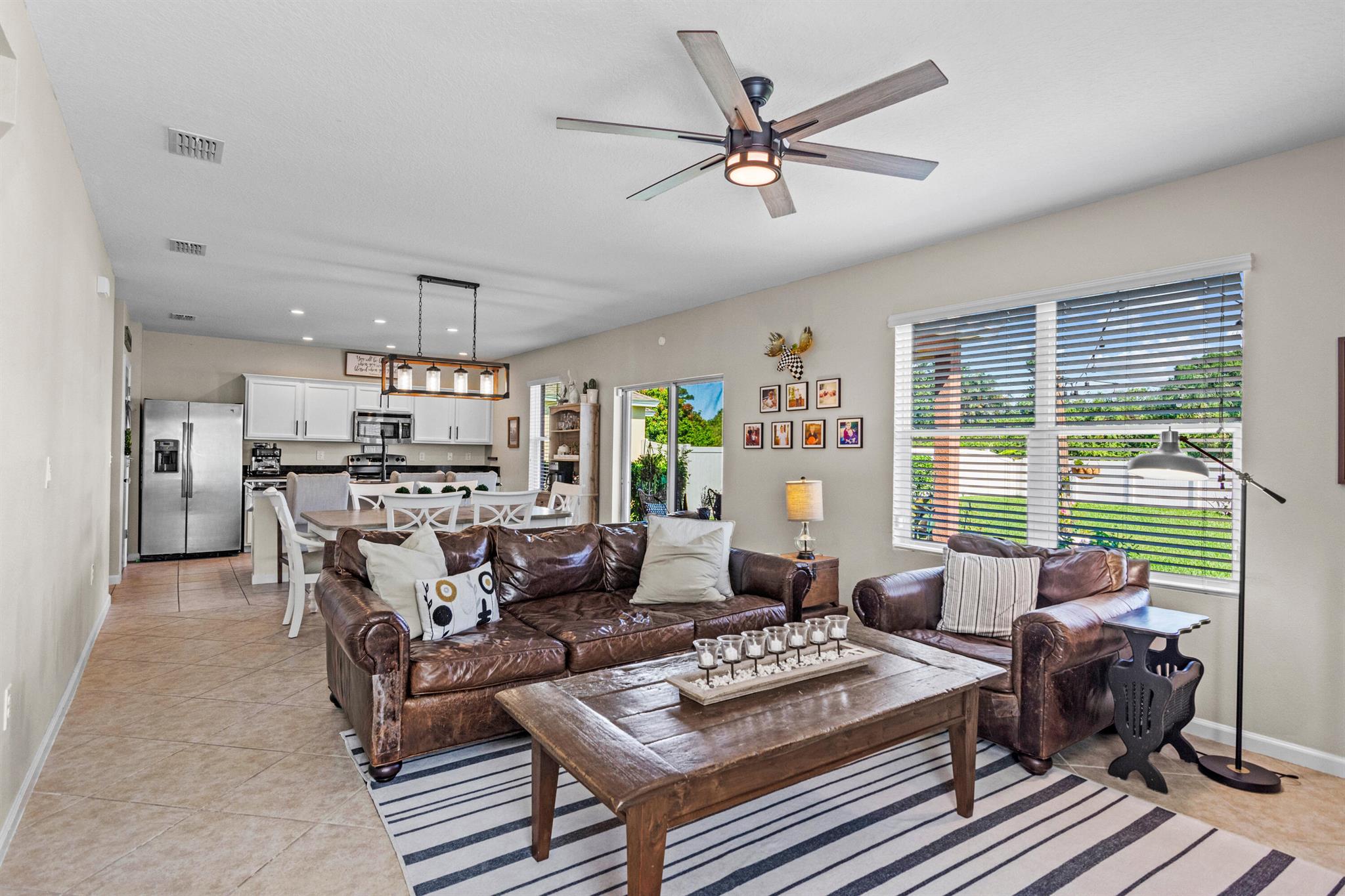 1547 Lexington Square SW