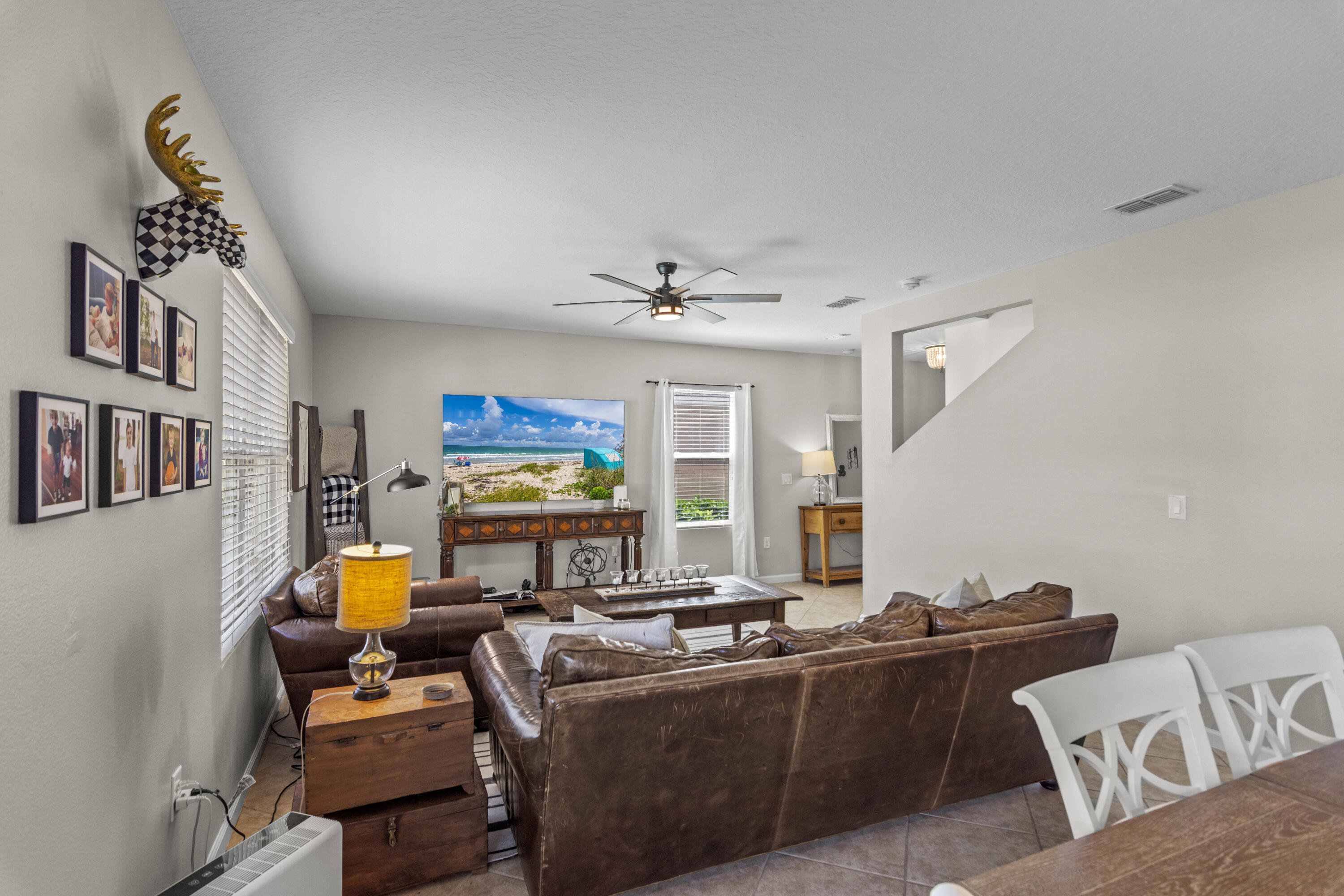 1547 Lexington Square SW