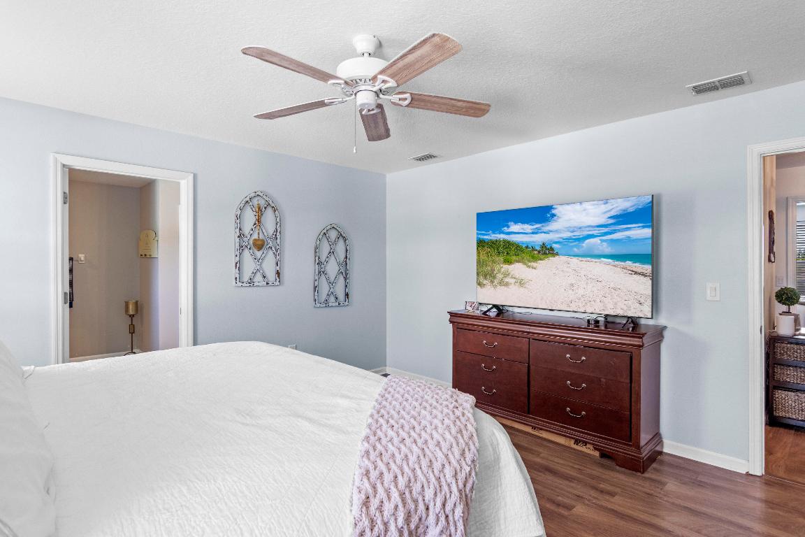 1547 Lexington Square SW