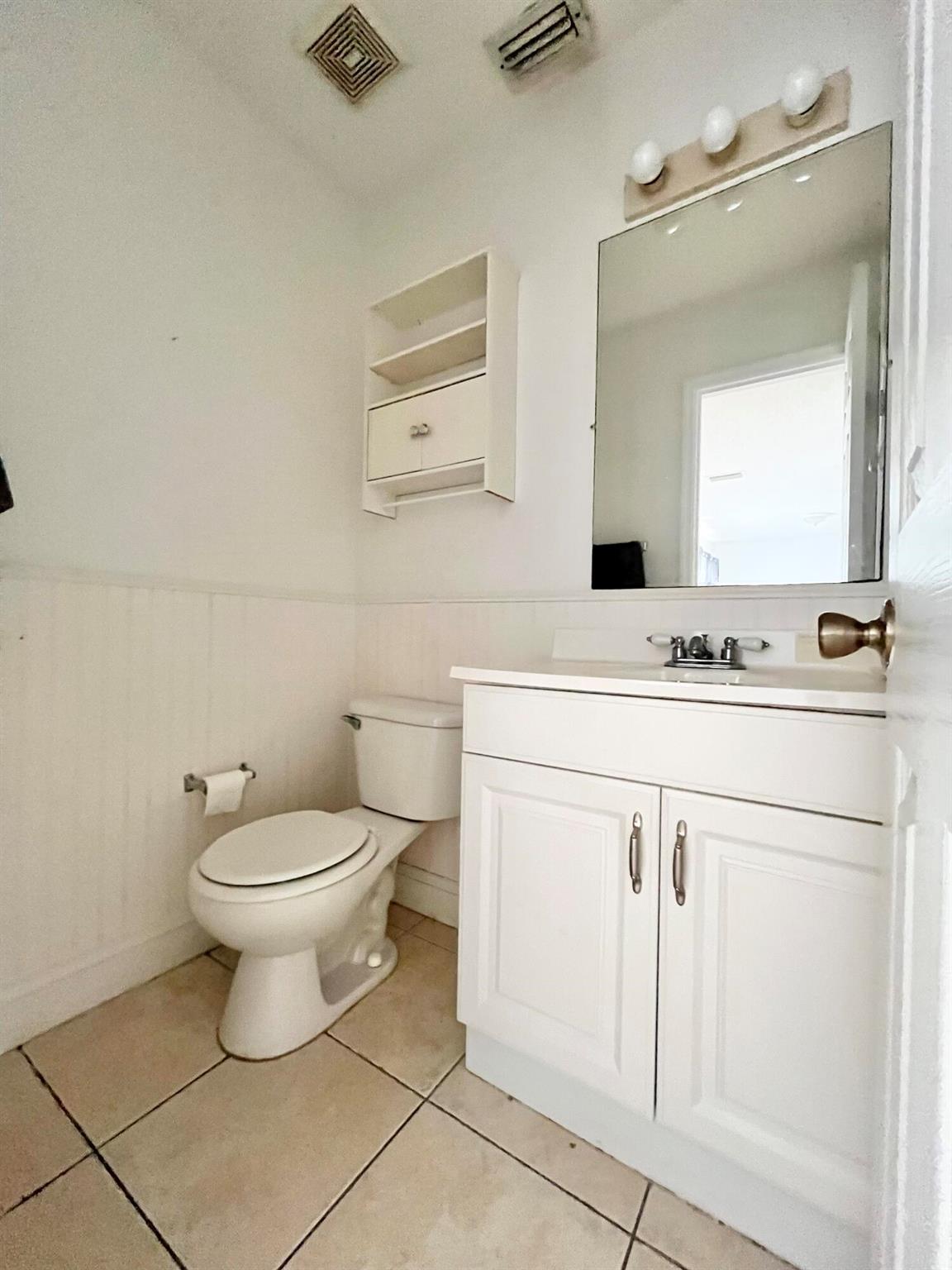 2010 Vero South Circle SW 3