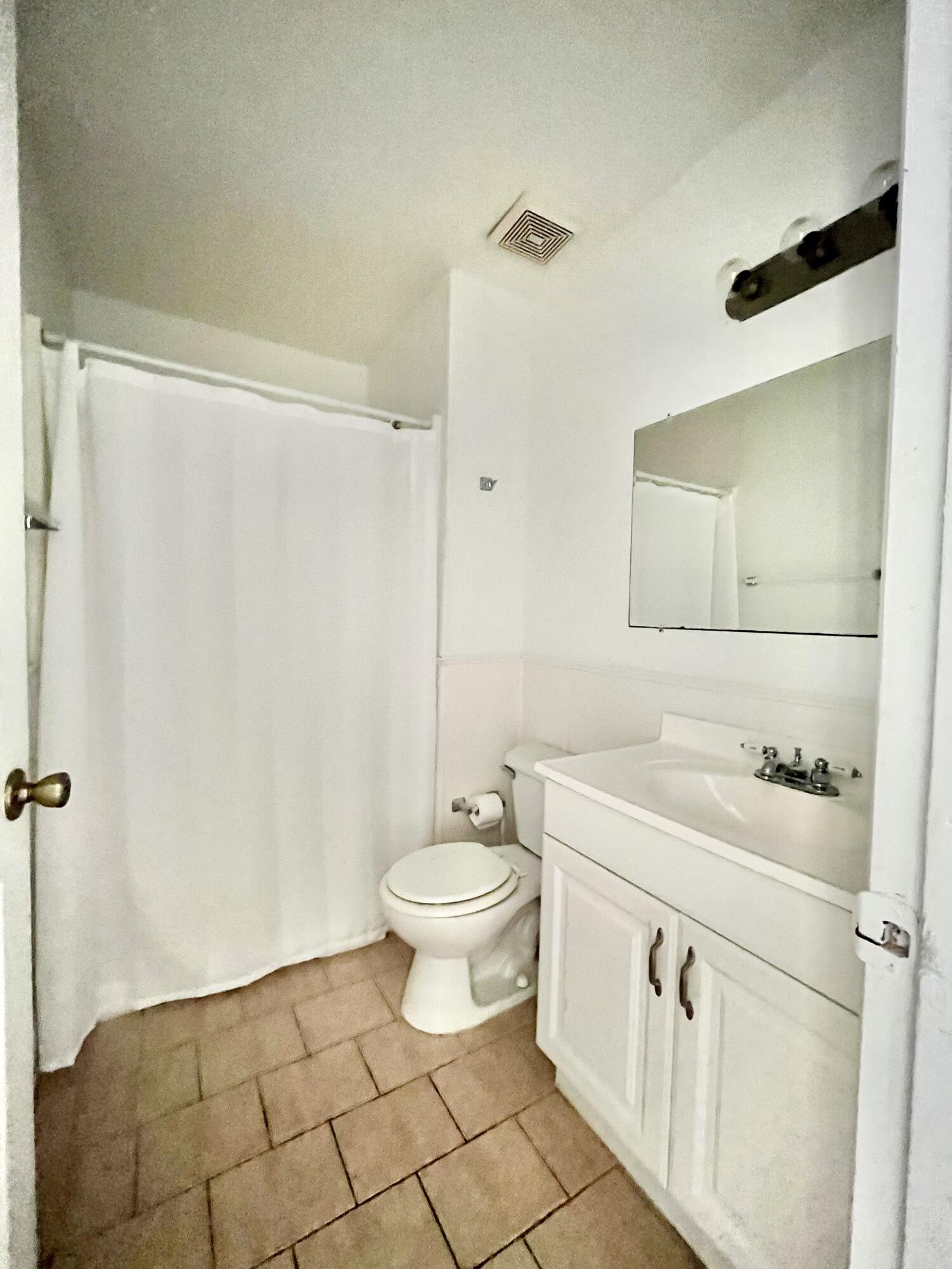 2010 Vero South Circle SW 3