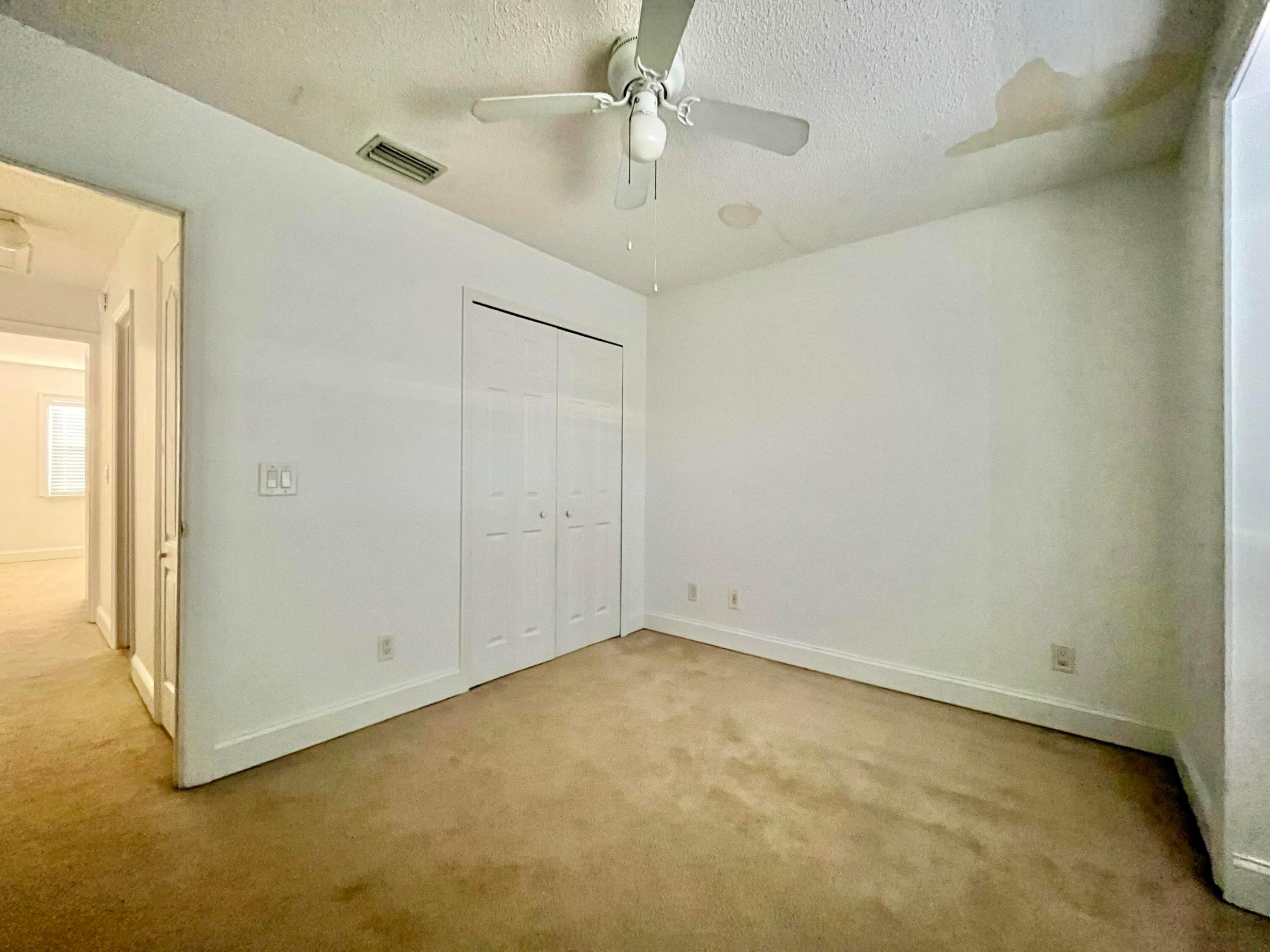 2010 Vero South Circle SW 3