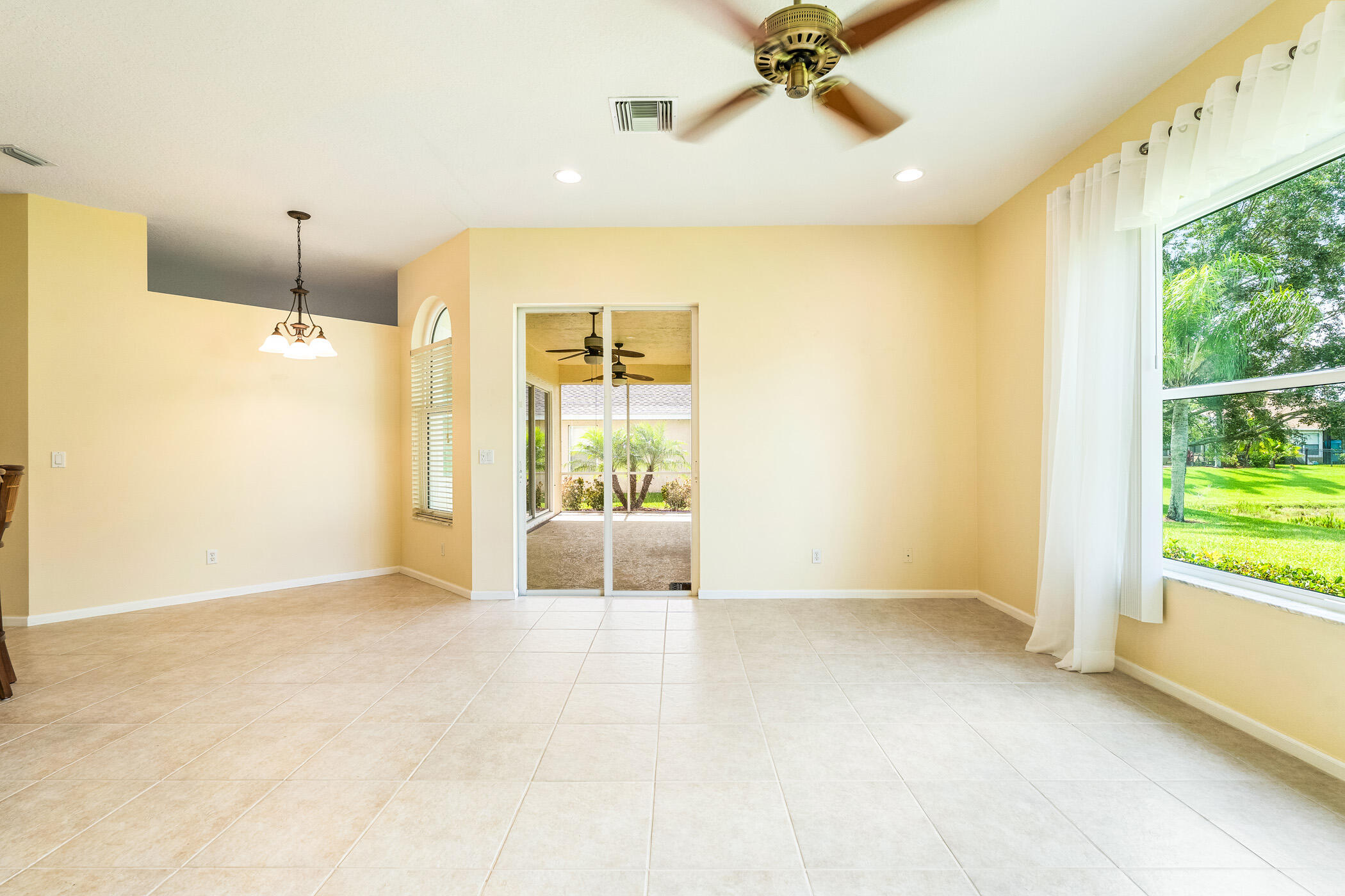 412 N Key Lime Square SW