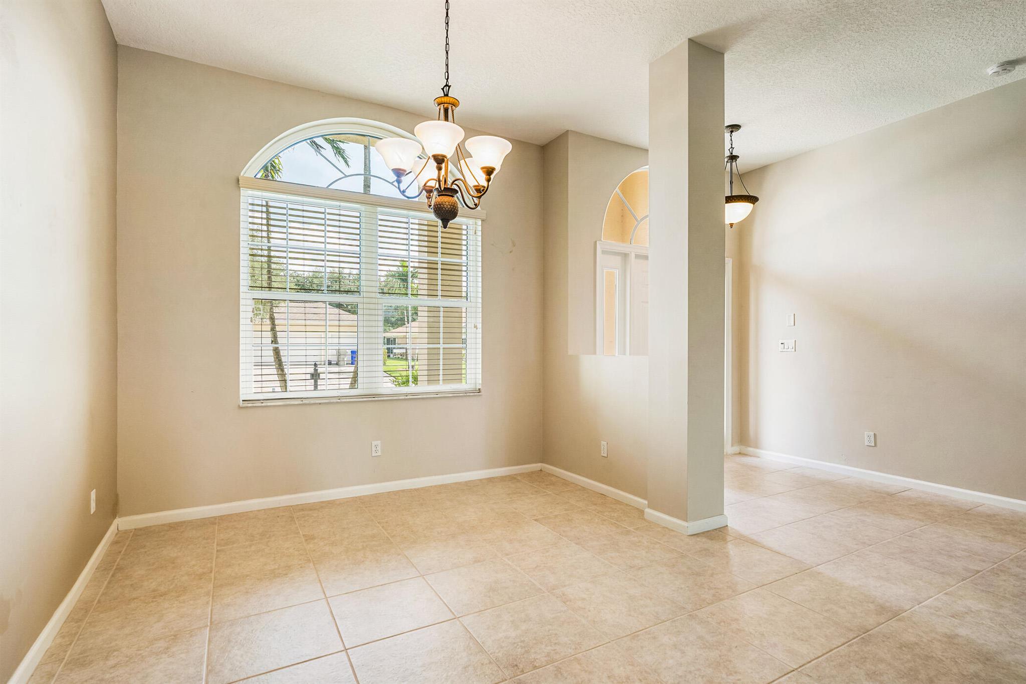 412 N Key Lime Square SW