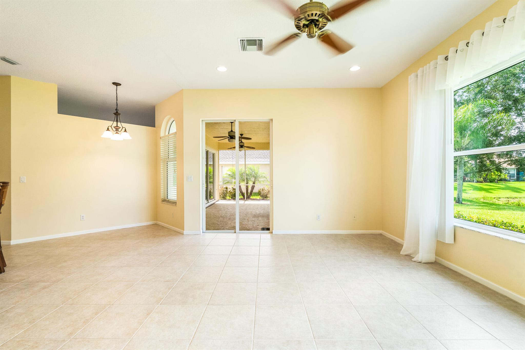 412 N Key Lime Square SW