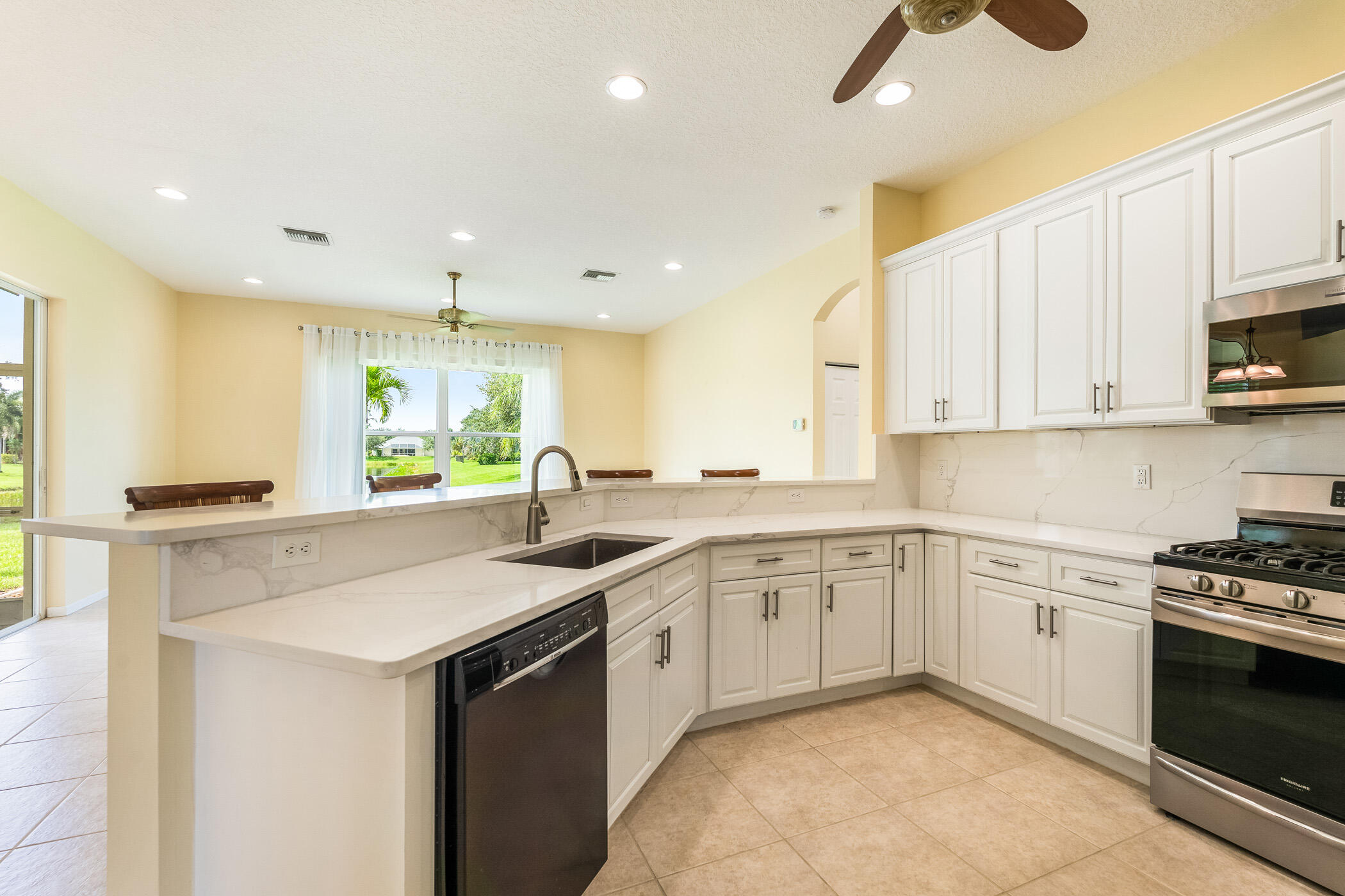 412 N Key Lime Square SW