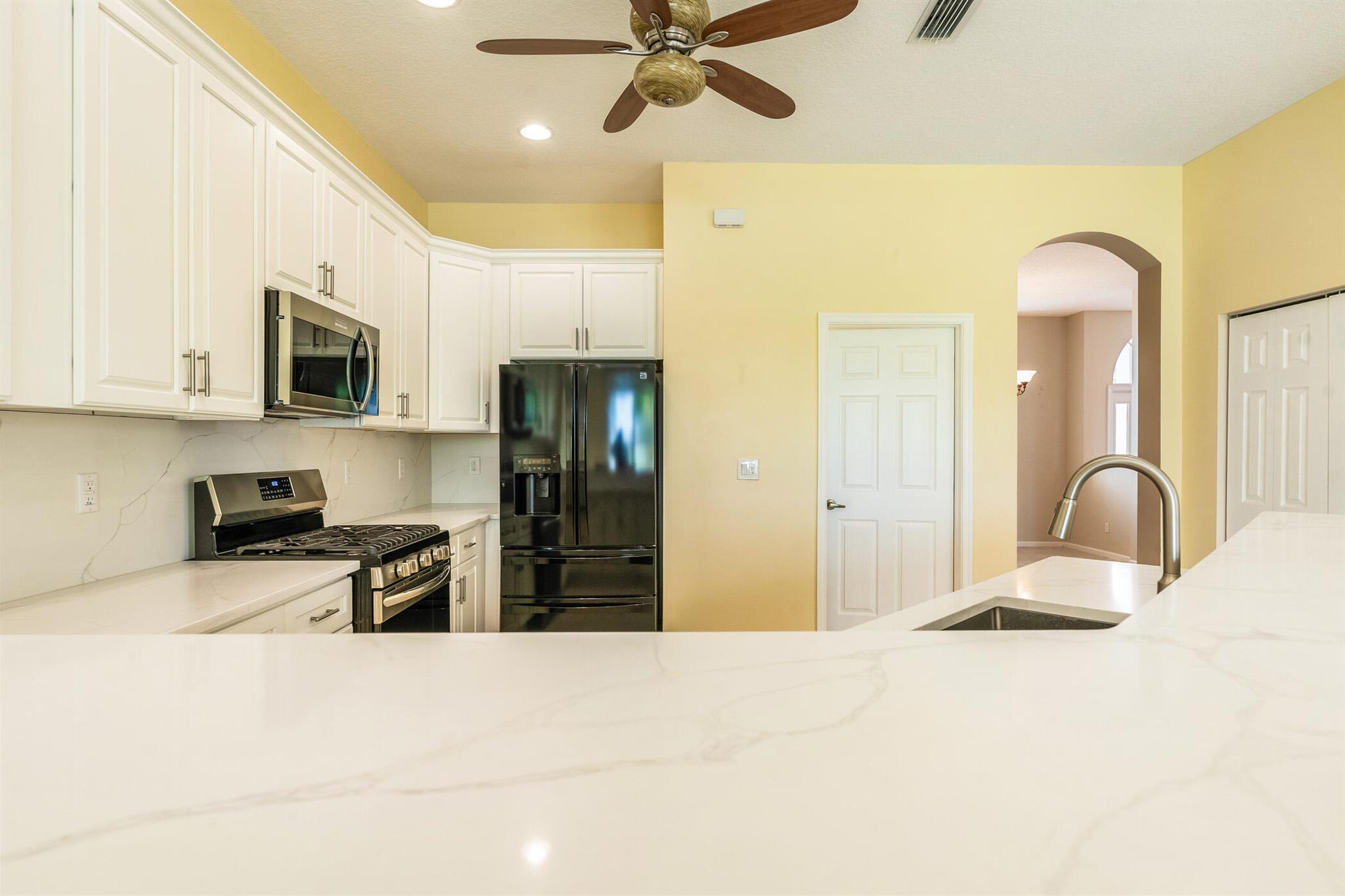 412 N Key Lime Square SW