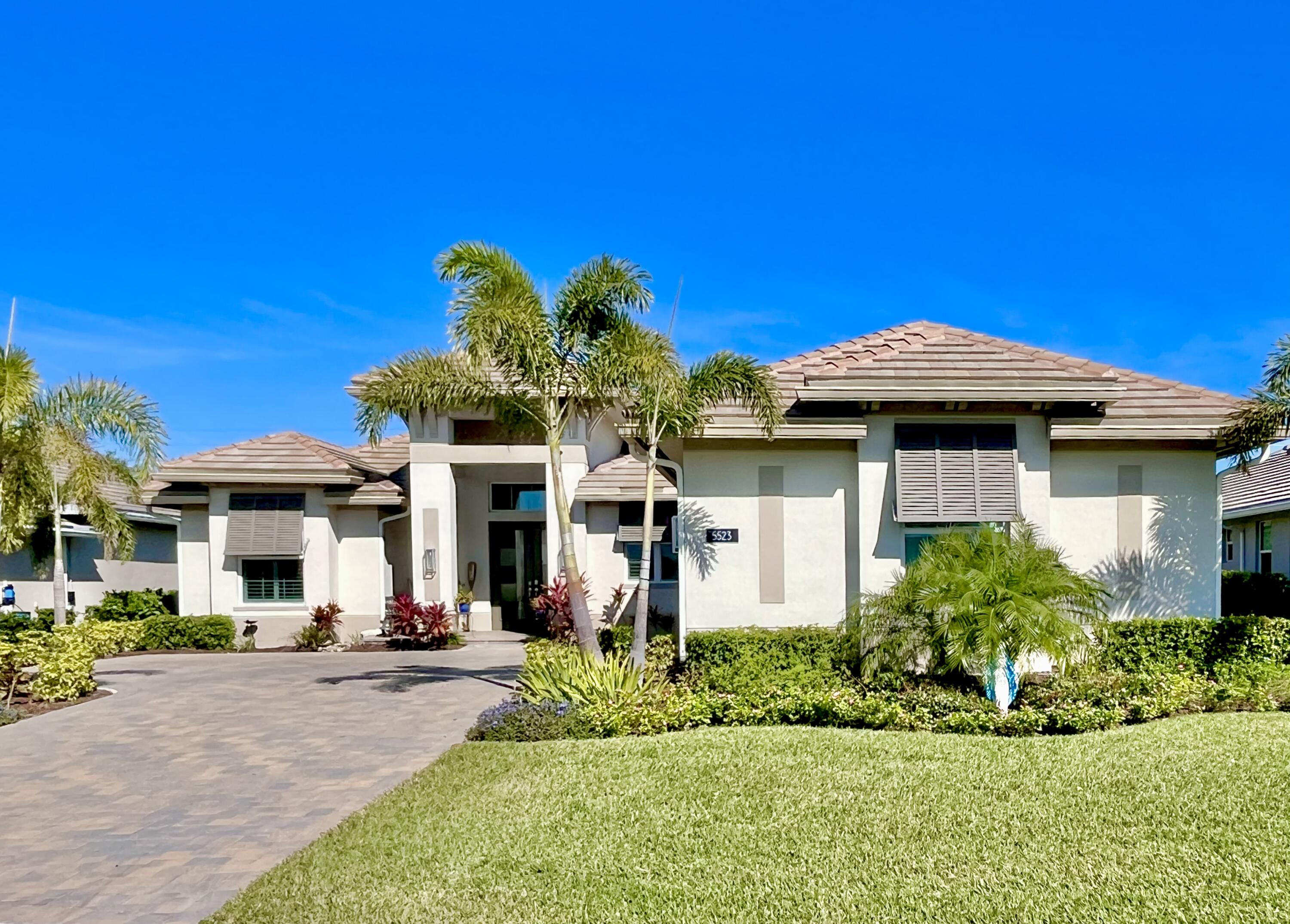 5523 Bent Pine Square