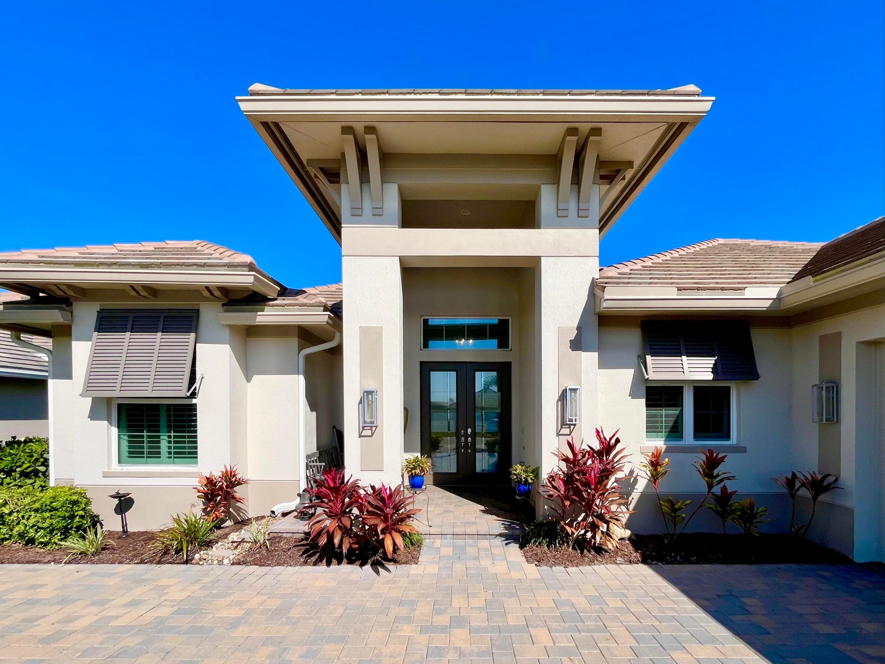 5523 Bent Pine Square