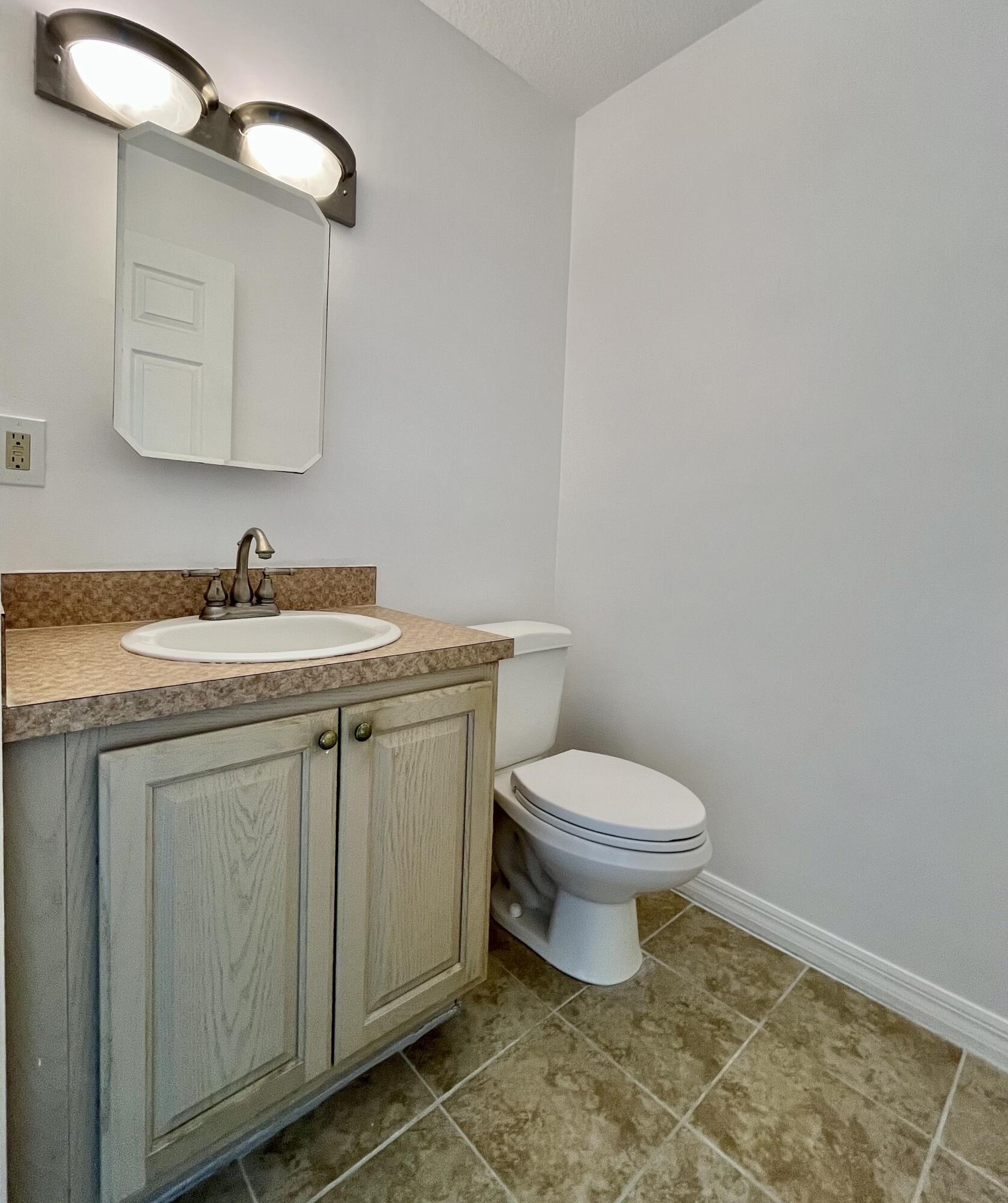 33 Pine Arbor Lane 103