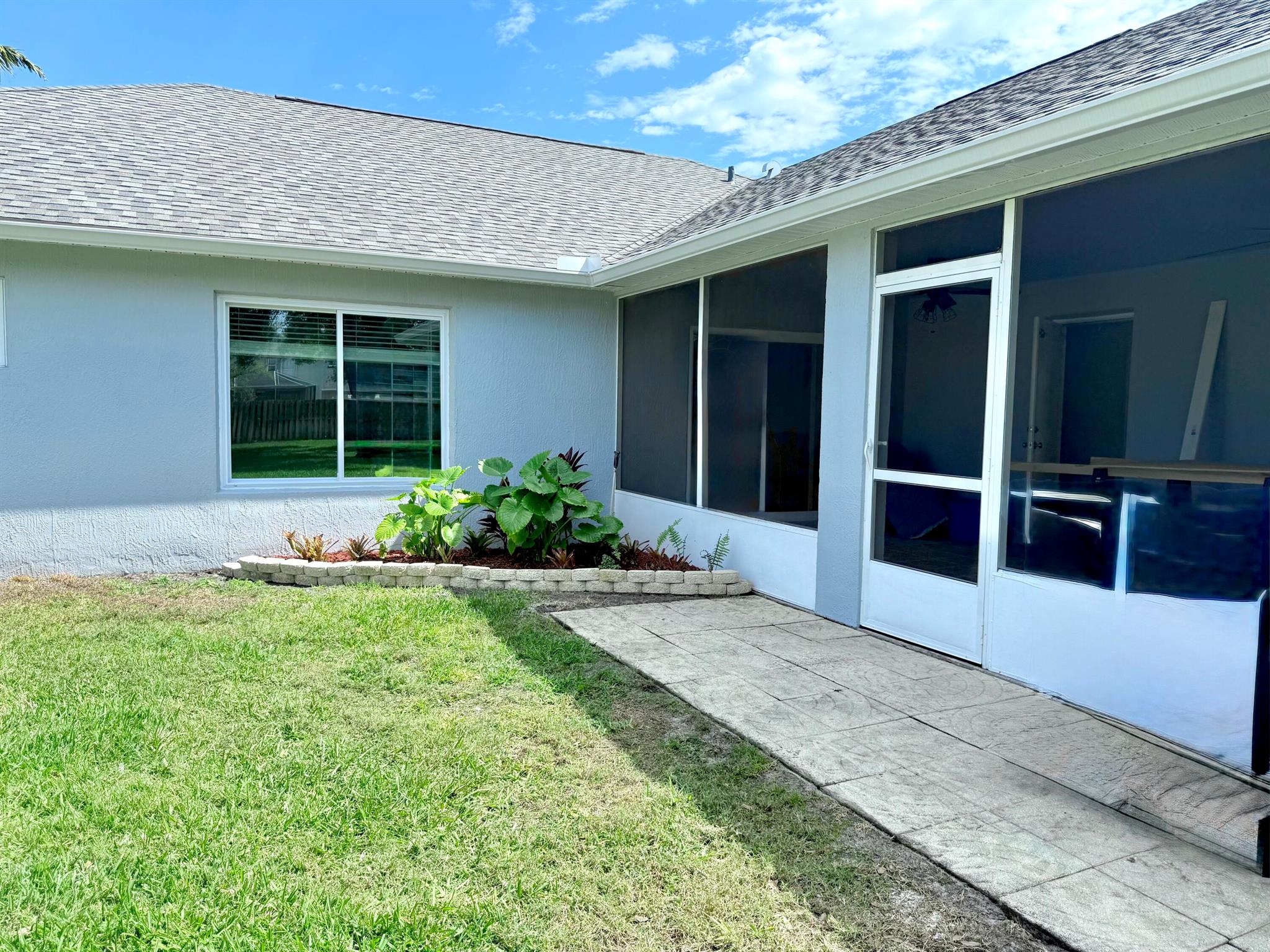 5230 Compass Pointe Circle